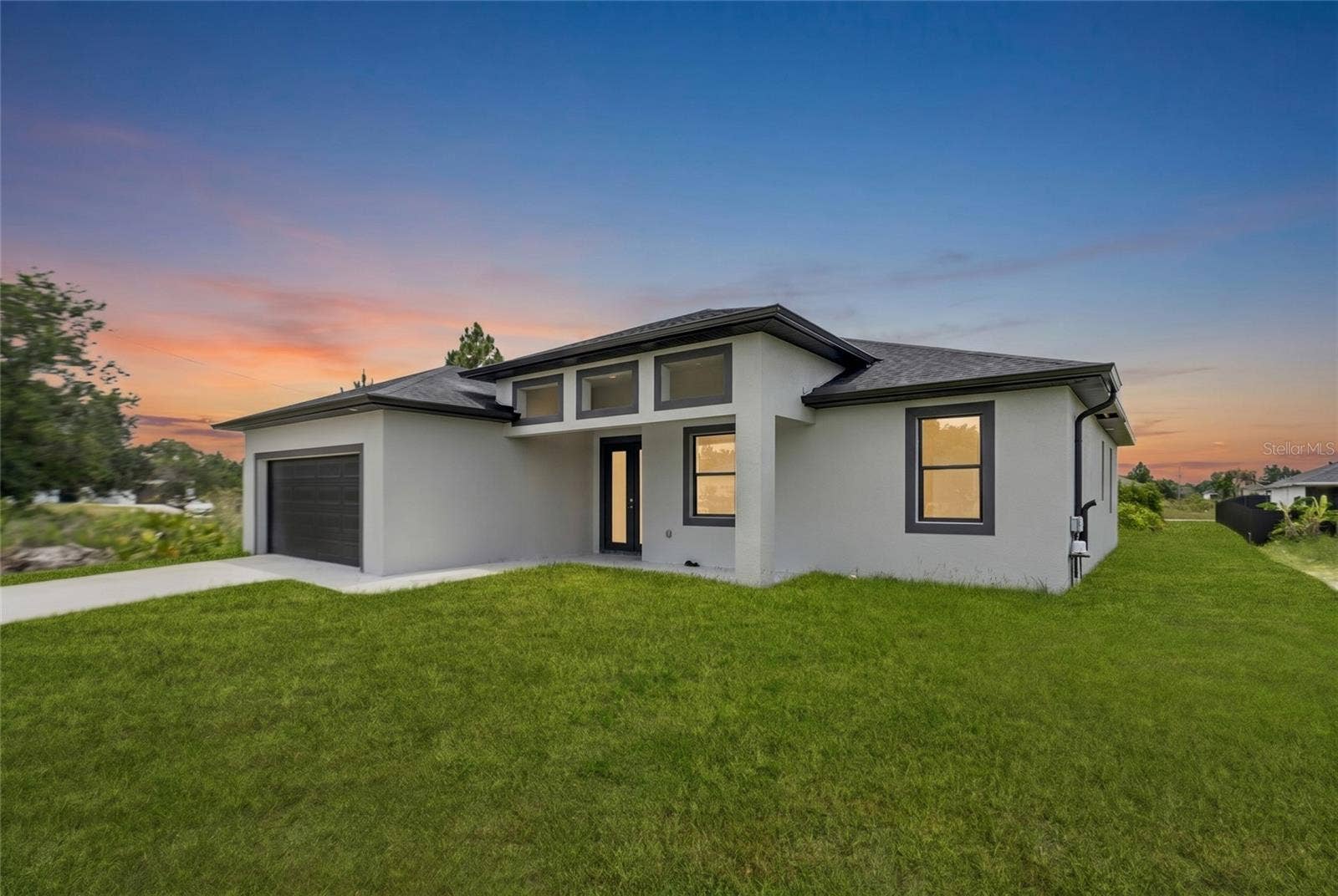 4626 ELAINE AVENUE N, Lehigh Acres, FL 33971 4626 ELAINE AVENUE N, Lehigh Acres, FL 33971