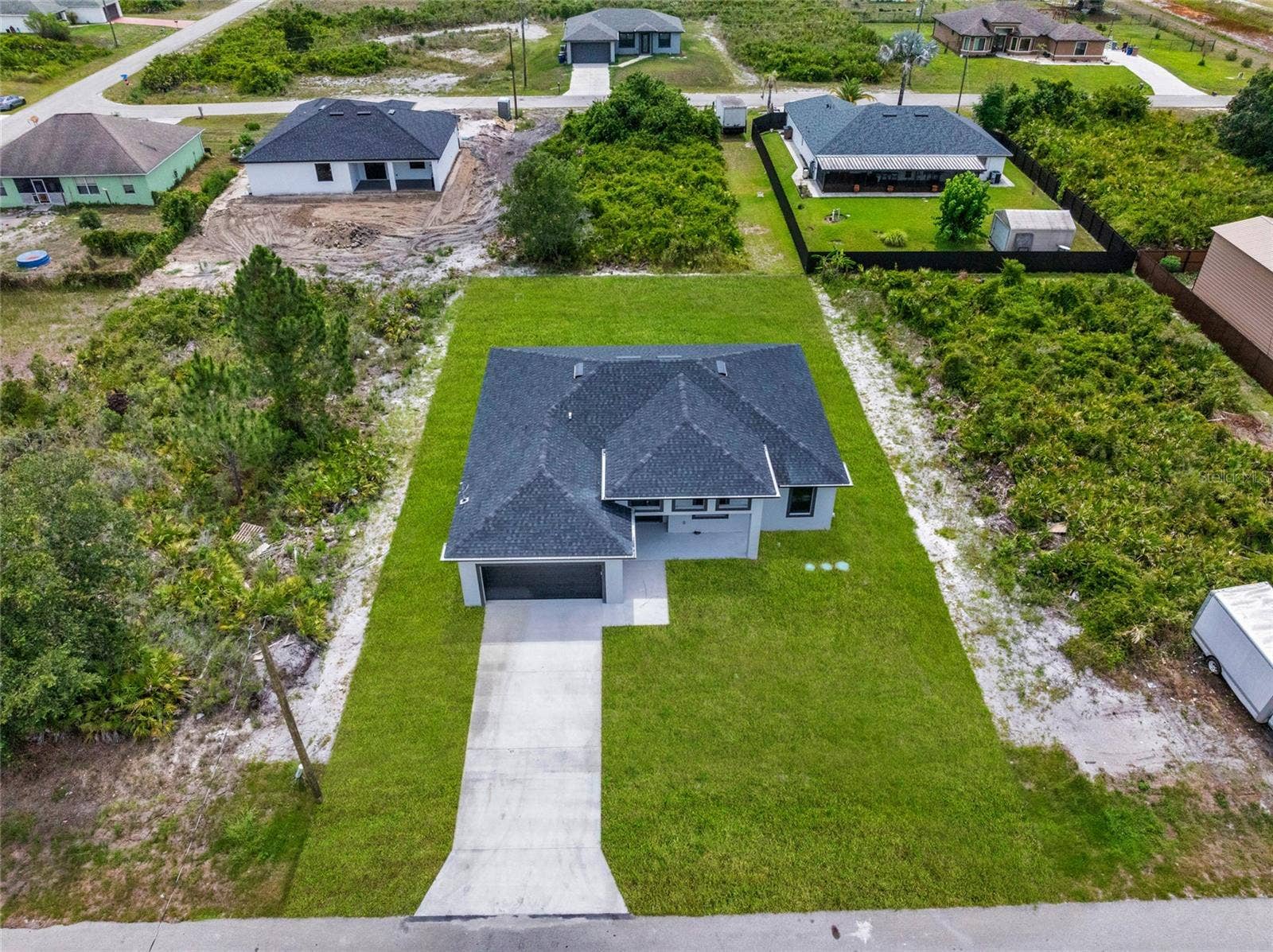 4626 ELAINE AVENUE N, Lehigh Acres, FL 33971 4626 ELAINE AVENUE N, Lehigh Acres, FL 33971