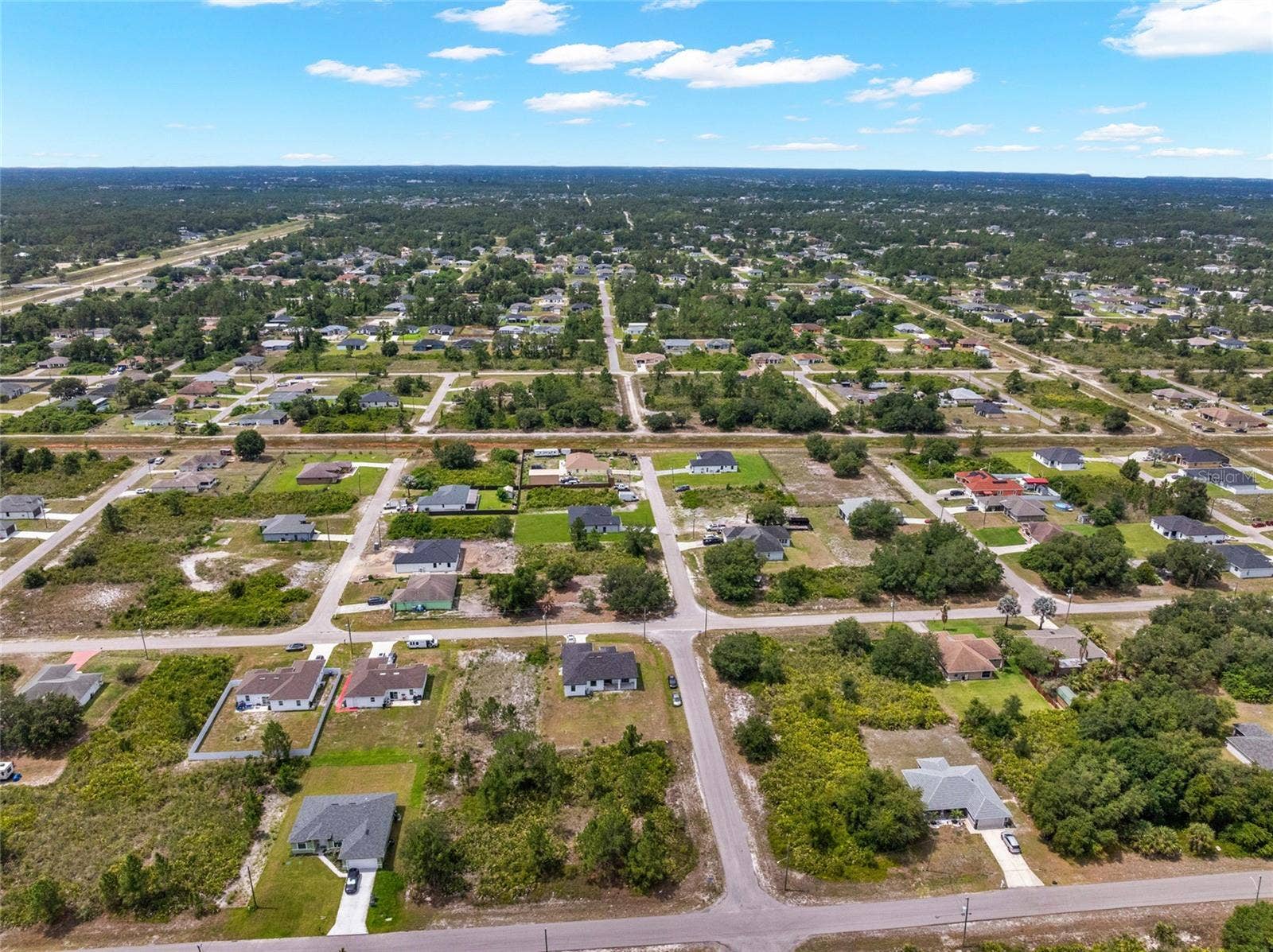 4626 ELAINE AVENUE N, Lehigh Acres, FL 33971 4626 ELAINE AVENUE N, Lehigh Acres, FL 33971