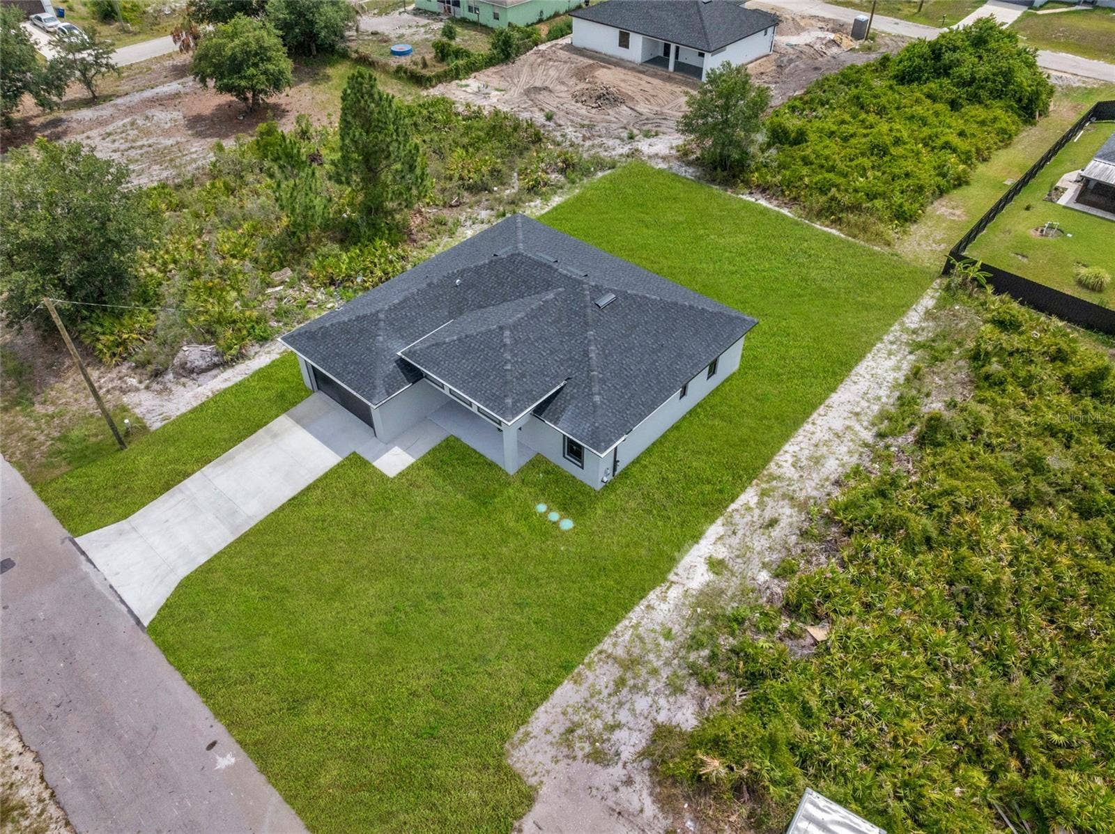 4626 ELAINE AVENUE N, Lehigh Acres, FL 33971 4626 ELAINE AVENUE N, Lehigh Acres, FL 33971