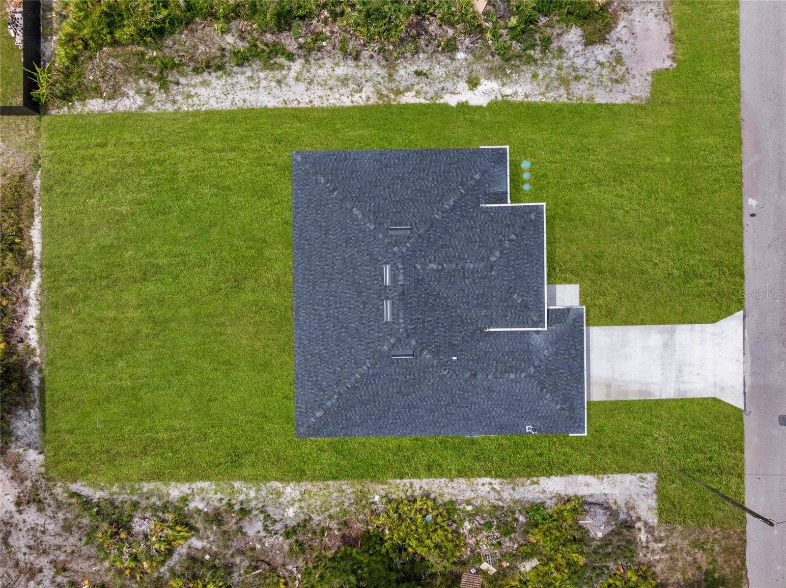 4626 ELAINE AVENUE N, Lehigh Acres, FL 33971 4626 ELAINE AVENUE N, Lehigh Acres, FL 33971