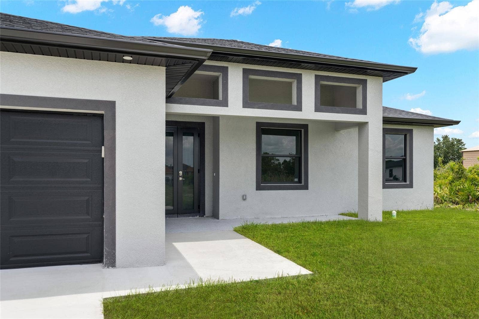4626 ELAINE AVENUE N, Lehigh Acres, FL 33971 4626 ELAINE AVENUE N, Lehigh Acres, FL 33971