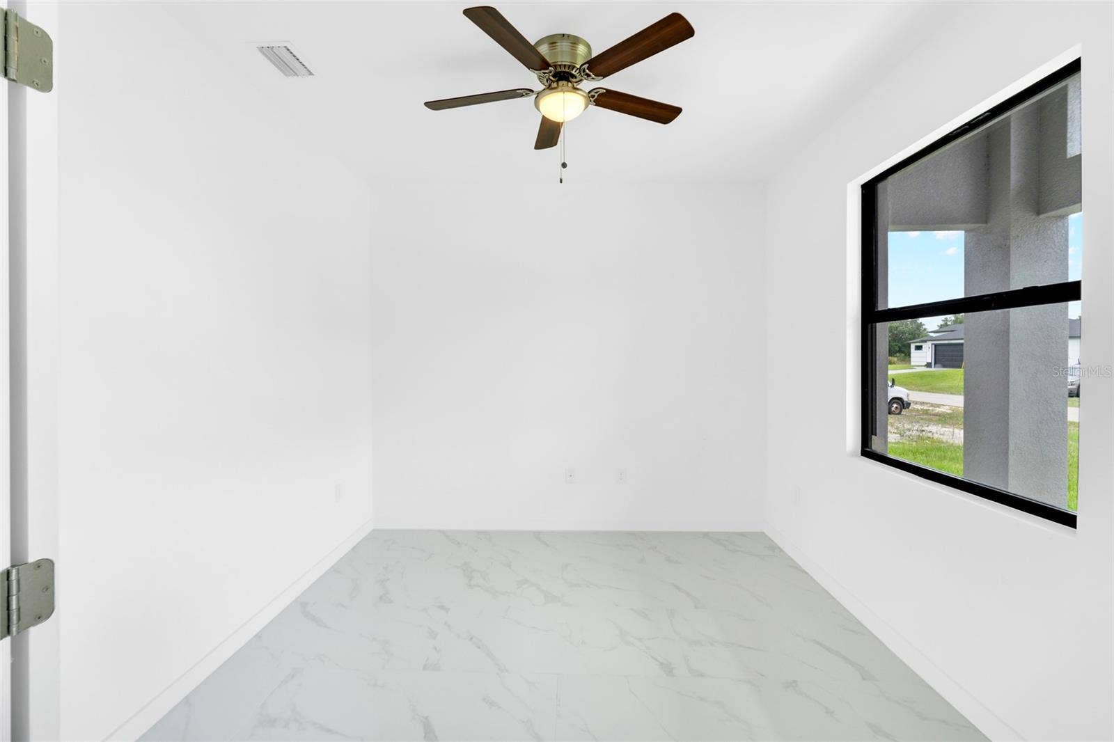 4626 ELAINE AVENUE N, Lehigh Acres, FL 33971 4626 ELAINE AVENUE N, Lehigh Acres, FL 33971