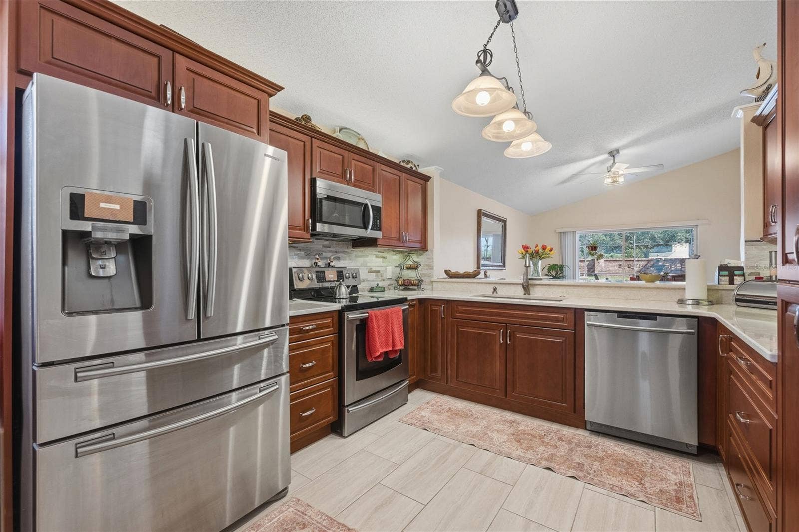 1027 KELLY CREEK CIRCLE, Oviedo, FL 32765 1027 KELLY CREEK CIRCLE, Oviedo, FL 32765