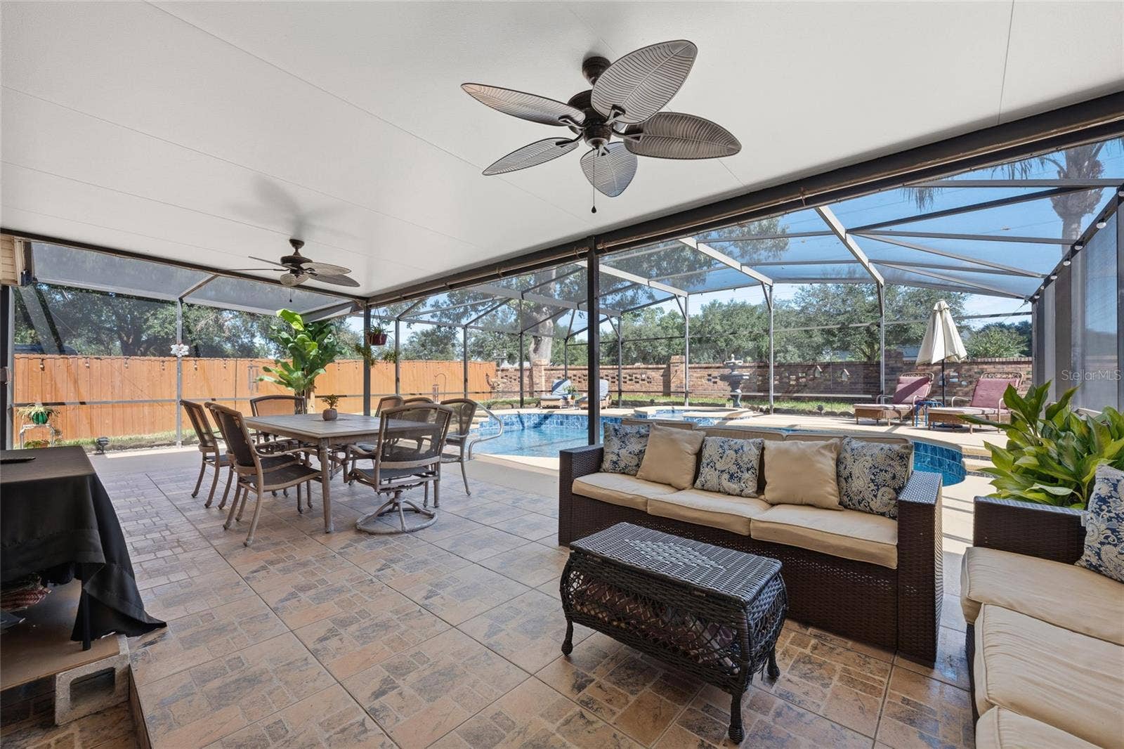 1027 KELLY CREEK CIRCLE, Oviedo, FL 32765 1027 KELLY CREEK CIRCLE, Oviedo, FL 32765