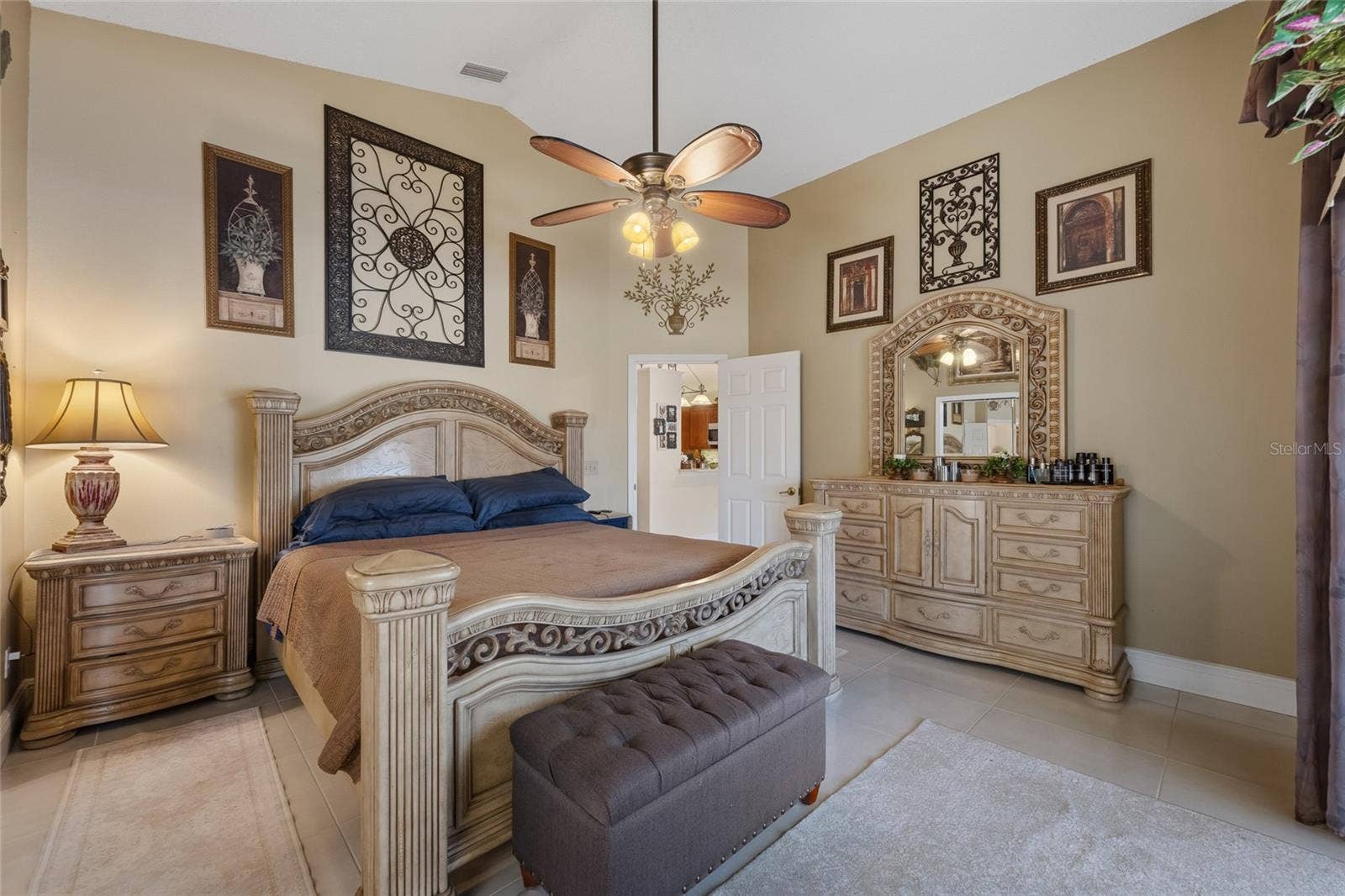 1027 KELLY CREEK CIRCLE, Oviedo, FL 32765 1027 KELLY CREEK CIRCLE, Oviedo, FL 32765