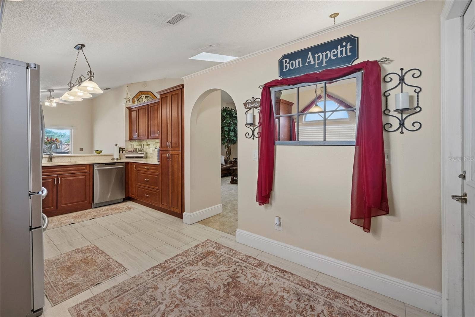 1027 KELLY CREEK CIRCLE, Oviedo, FL 32765 1027 KELLY CREEK CIRCLE, Oviedo, FL 32765
