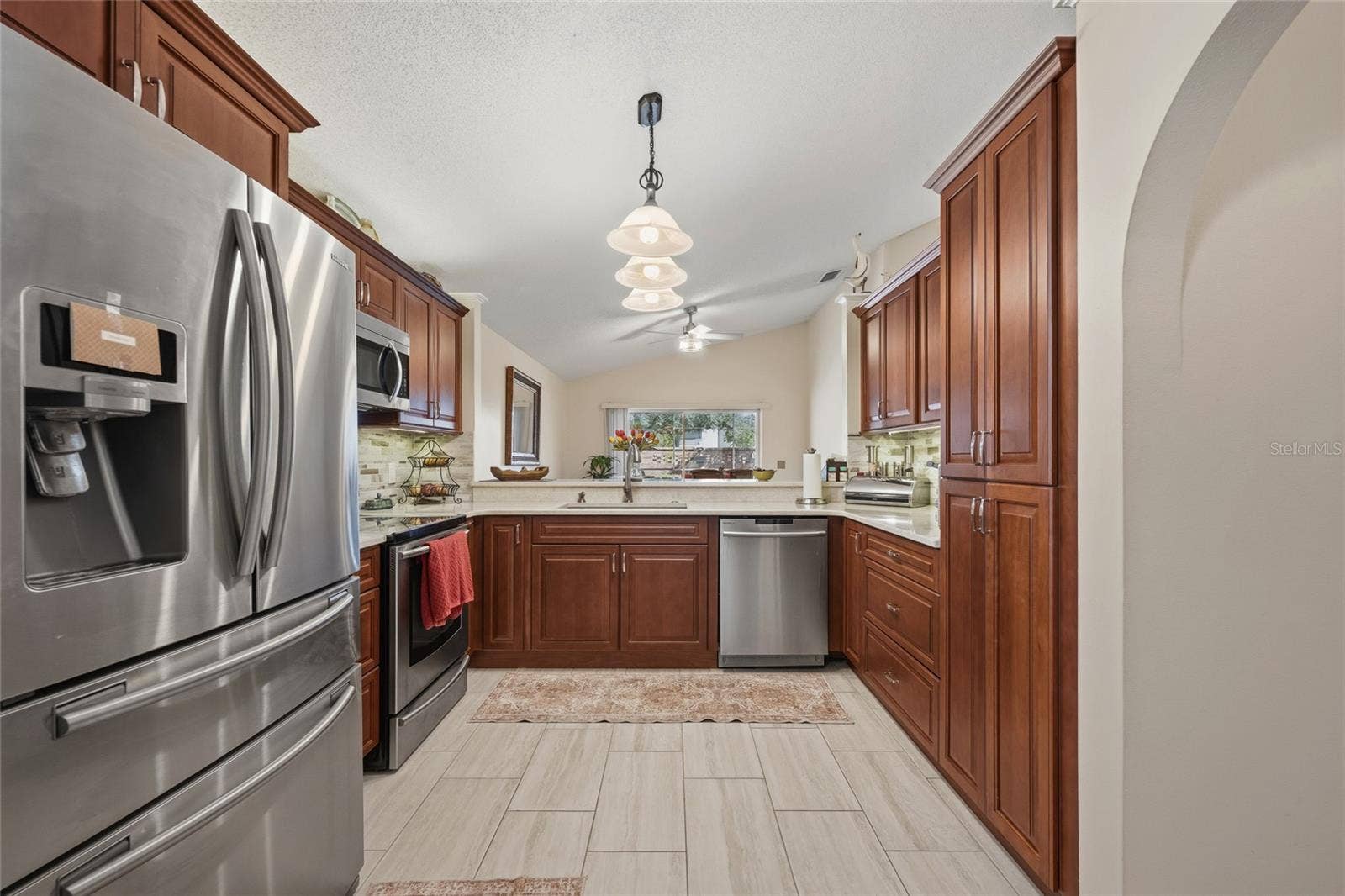 1027 KELLY CREEK CIRCLE, Oviedo, FL 32765 1027 KELLY CREEK CIRCLE, Oviedo, FL 32765