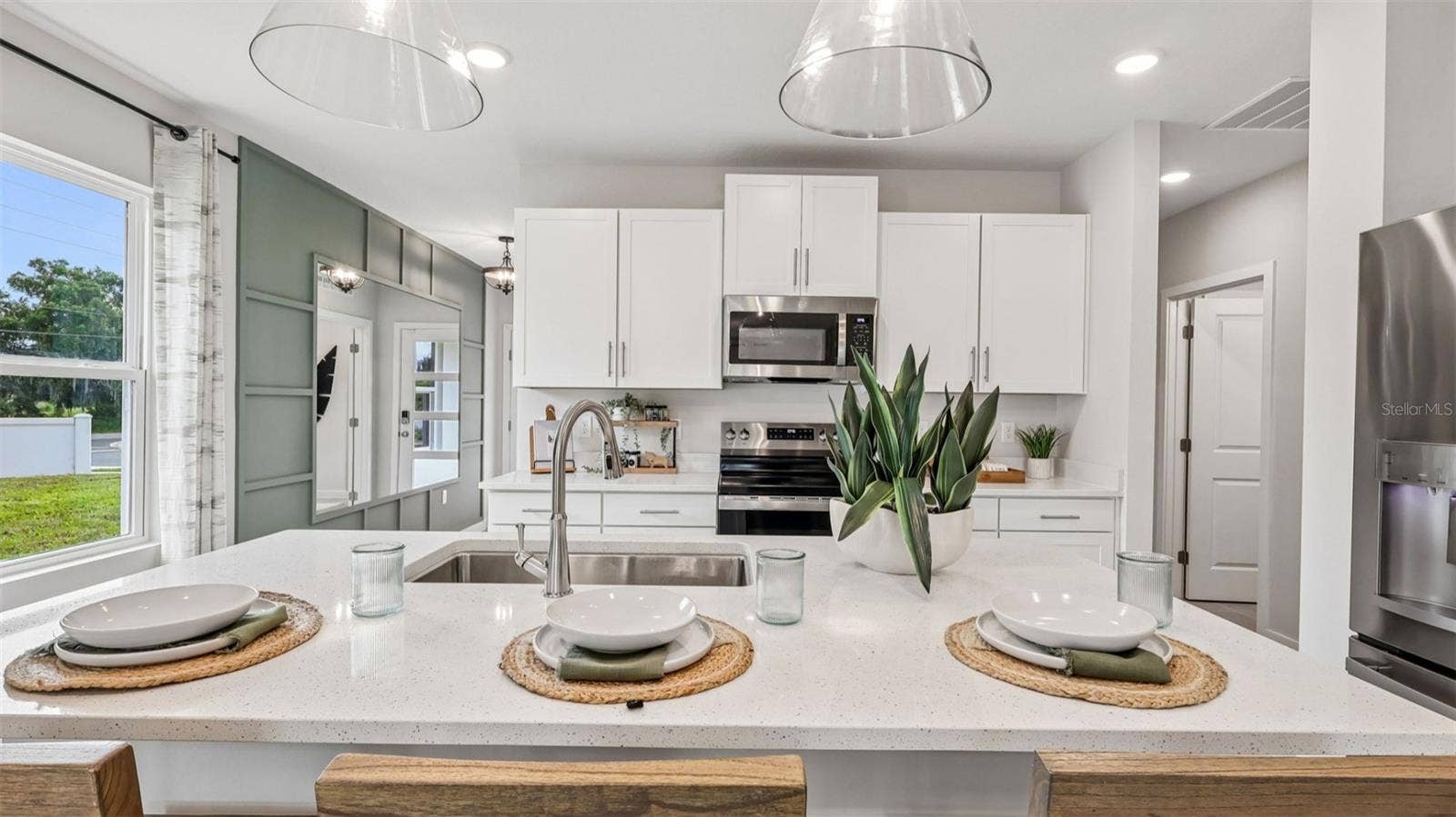 1956 DIAMOND HEAD CIRCLE, Lake Hamilton, FL 33851 1956 DIAMOND HEAD CIRCLE, Lake Hamilton, FL 33851