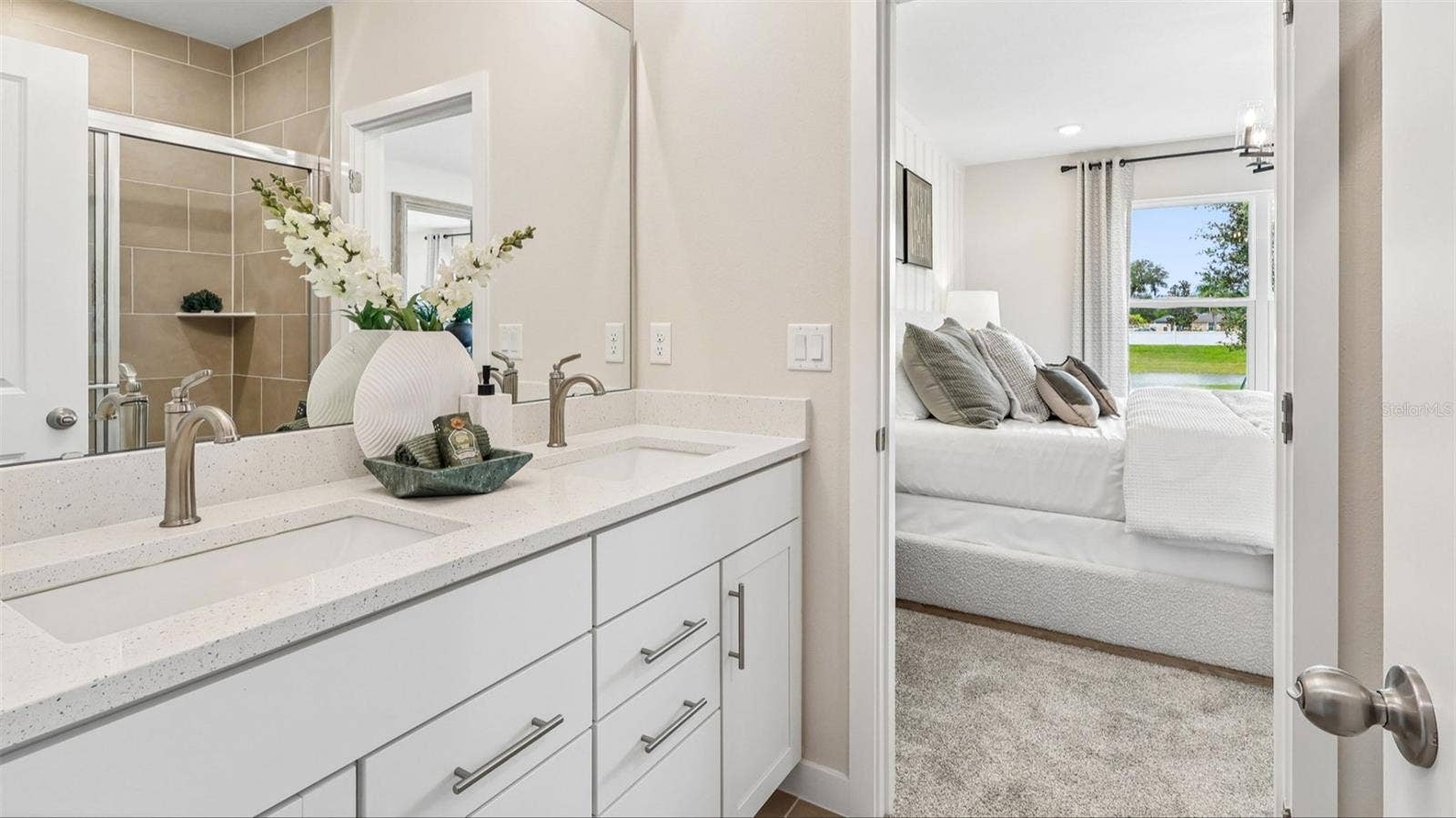 1956 DIAMOND HEAD CIRCLE, Lake Hamilton, FL 33851 1956 DIAMOND HEAD CIRCLE, Lake Hamilton, FL 33851