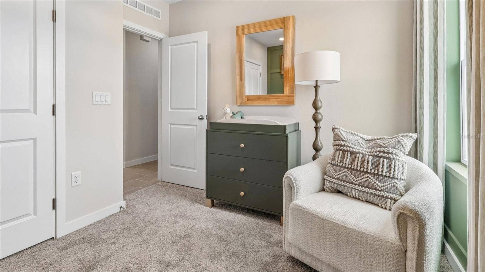 1956 DIAMOND HEAD CIRCLE, Lake Hamilton, FL 33851 1956 DIAMOND HEAD CIRCLE, Lake Hamilton, FL 33851
