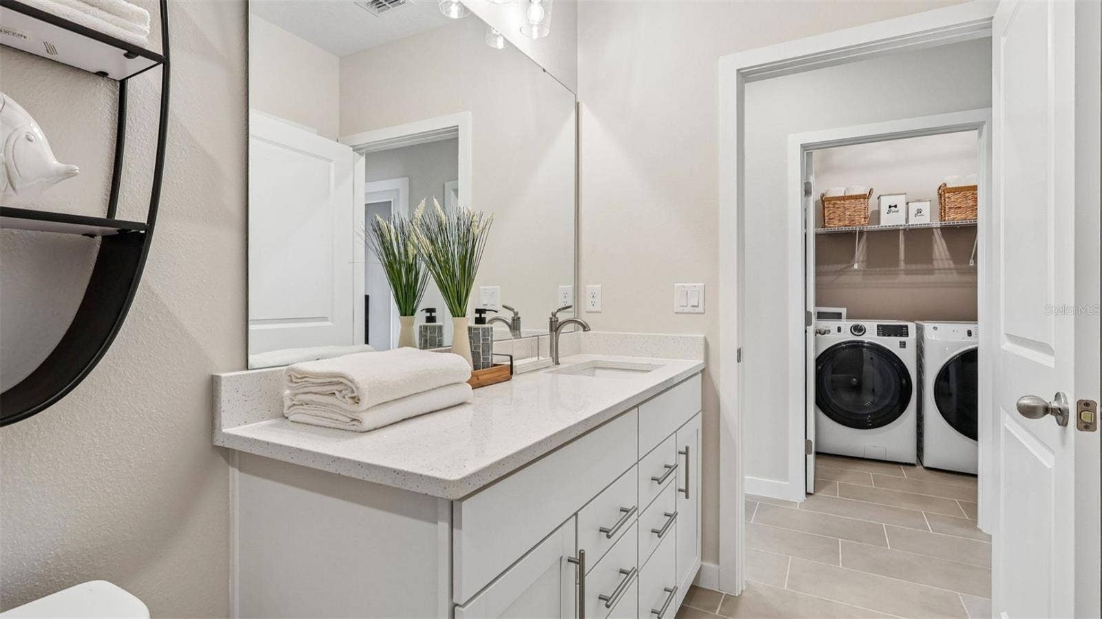 1956 DIAMOND HEAD CIRCLE, Lake Hamilton, FL 33851 1956 DIAMOND HEAD CIRCLE, Lake Hamilton, FL 33851