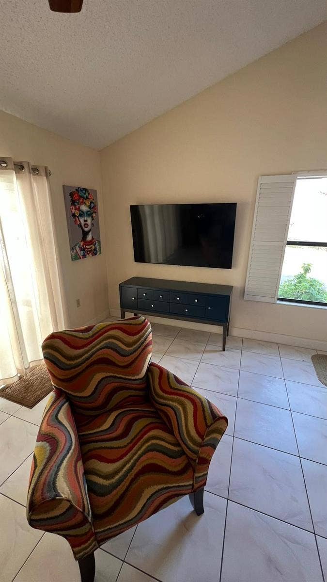 5086 ERNST COURT, #35, Orlando, FL 32819 5086 ERNST COURT, #35, Orlando, FL 32819