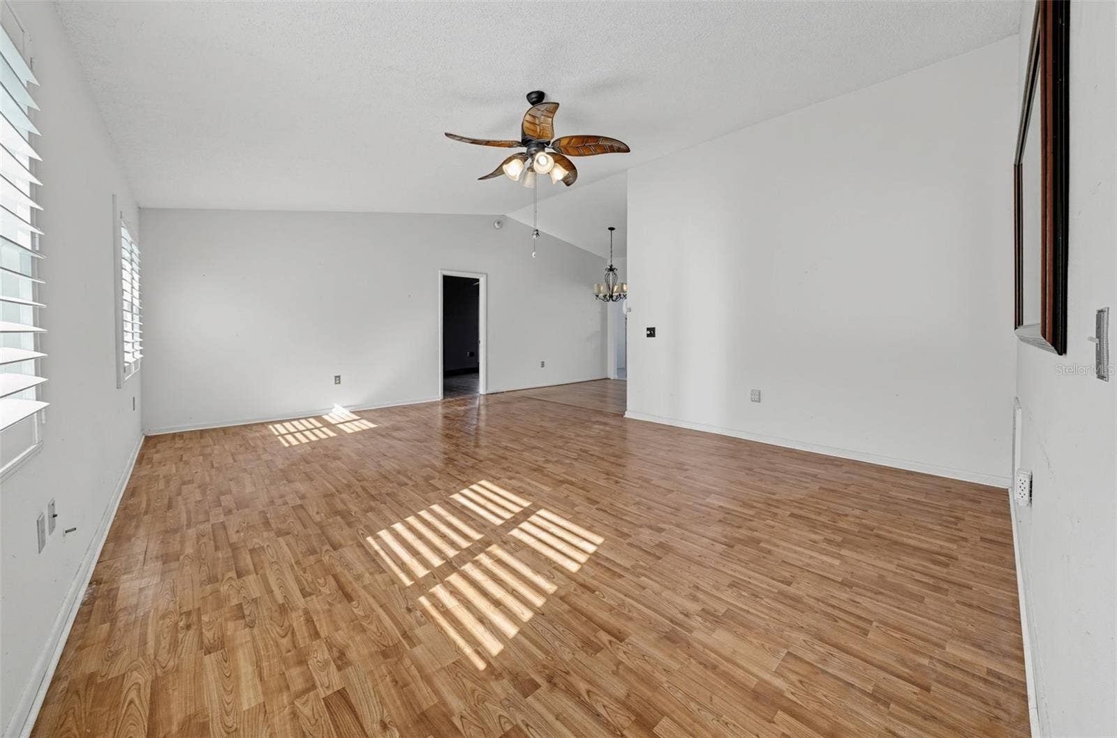 4851 COLONNADES CLUB BOULEVARD, Lakeland, FL 33811 4851 COLONNADES CLUB BOULEVARD, Lakeland, FL 33811