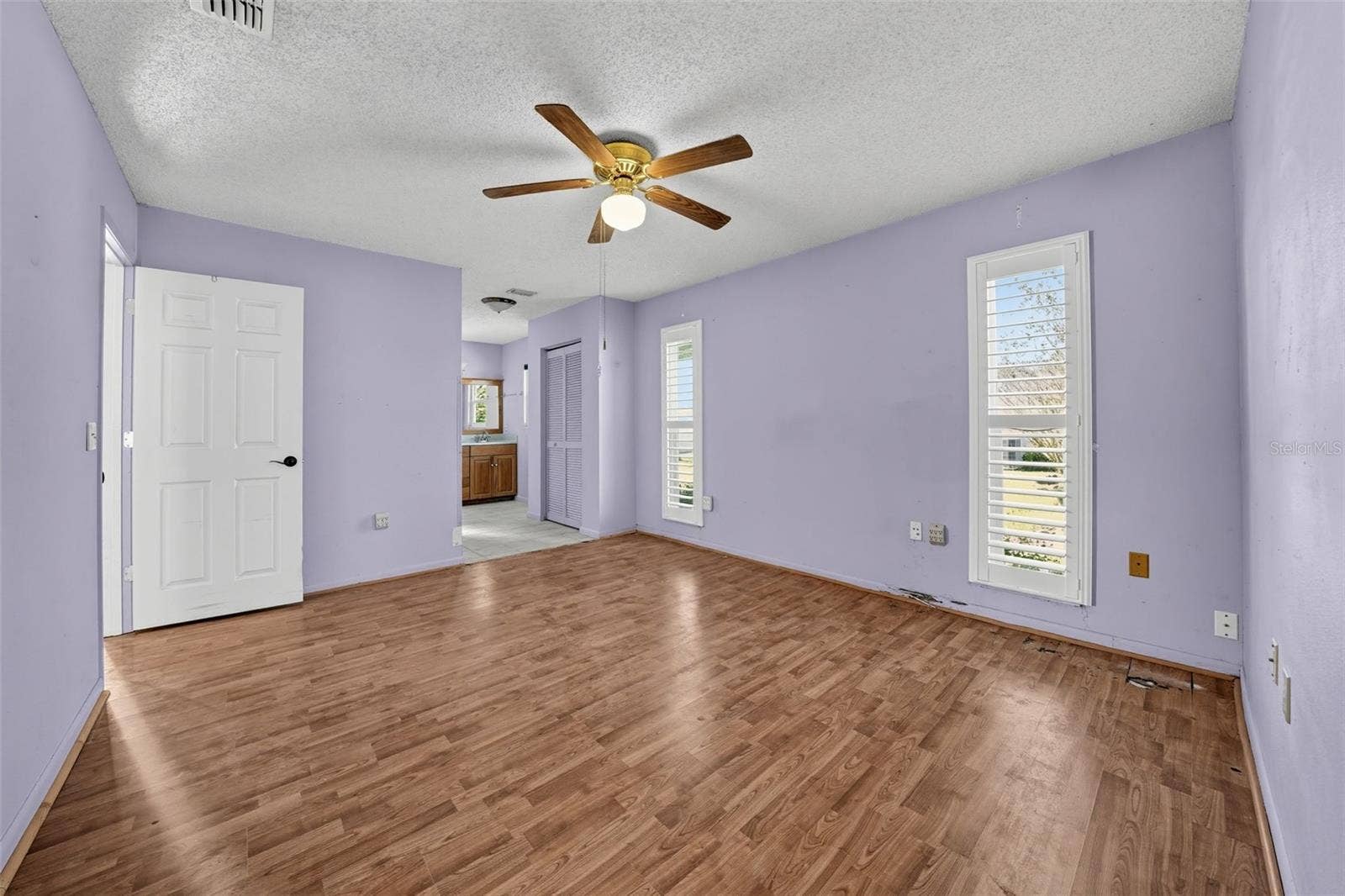 4851 COLONNADES CLUB BOULEVARD, Lakeland, FL 33811 4851 COLONNADES CLUB BOULEVARD, Lakeland, FL 33811