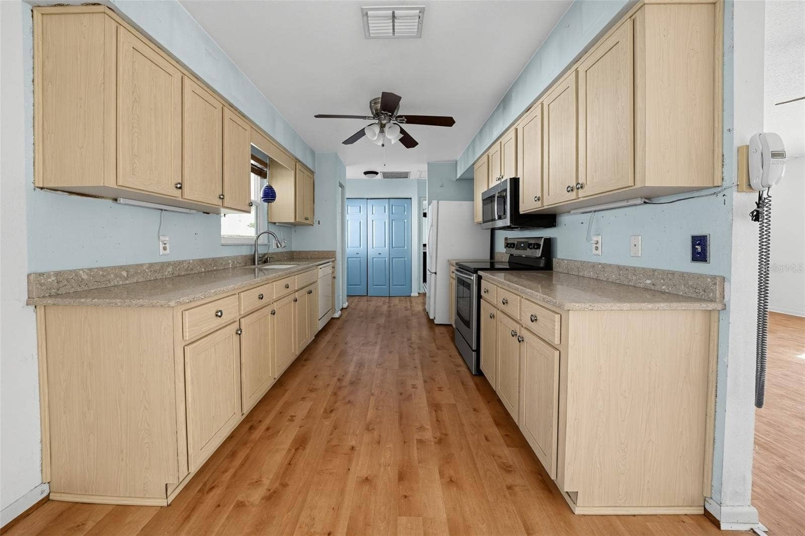 4851 COLONNADES CLUB BOULEVARD, Lakeland, FL 33811 4851 COLONNADES CLUB BOULEVARD, Lakeland, FL 33811