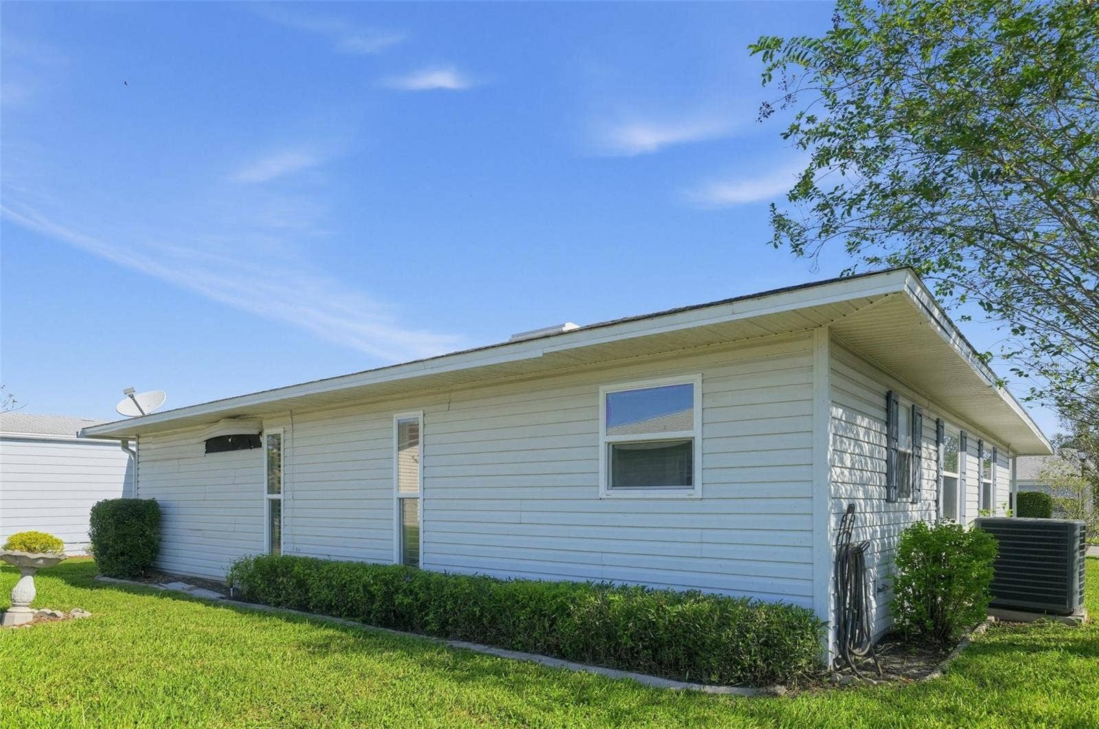 4851 COLONNADES CLUB BOULEVARD, Lakeland, FL 33811 4851 COLONNADES CLUB BOULEVARD, Lakeland, FL 33811