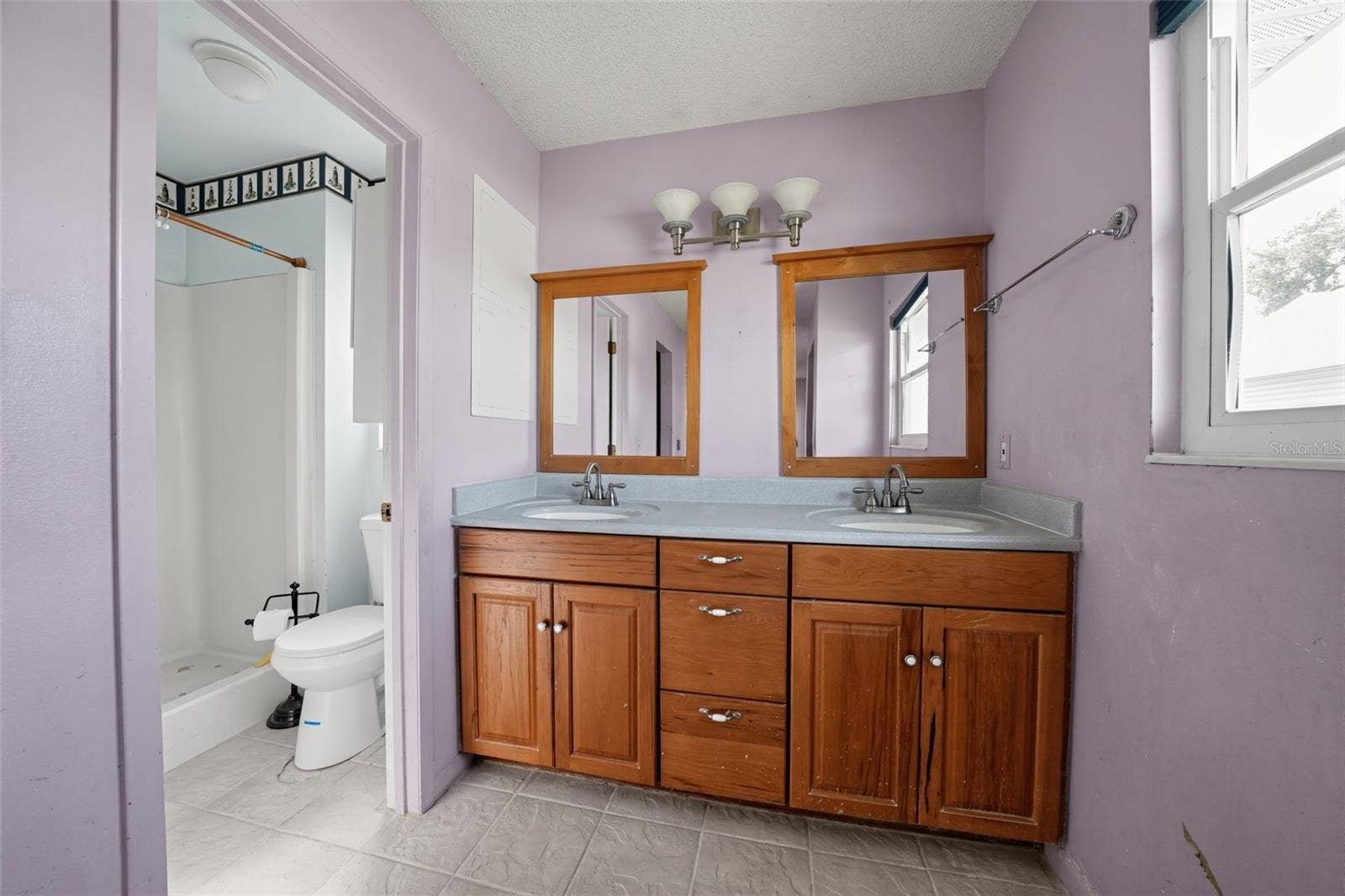 4851 COLONNADES CLUB BOULEVARD, Lakeland, FL 33811 4851 COLONNADES CLUB BOULEVARD, Lakeland, FL 33811