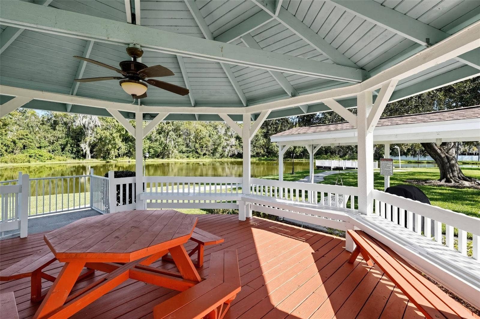 4851 COLONNADES CLUB BOULEVARD, Lakeland, FL 33811 4851 COLONNADES CLUB BOULEVARD, Lakeland, FL 33811