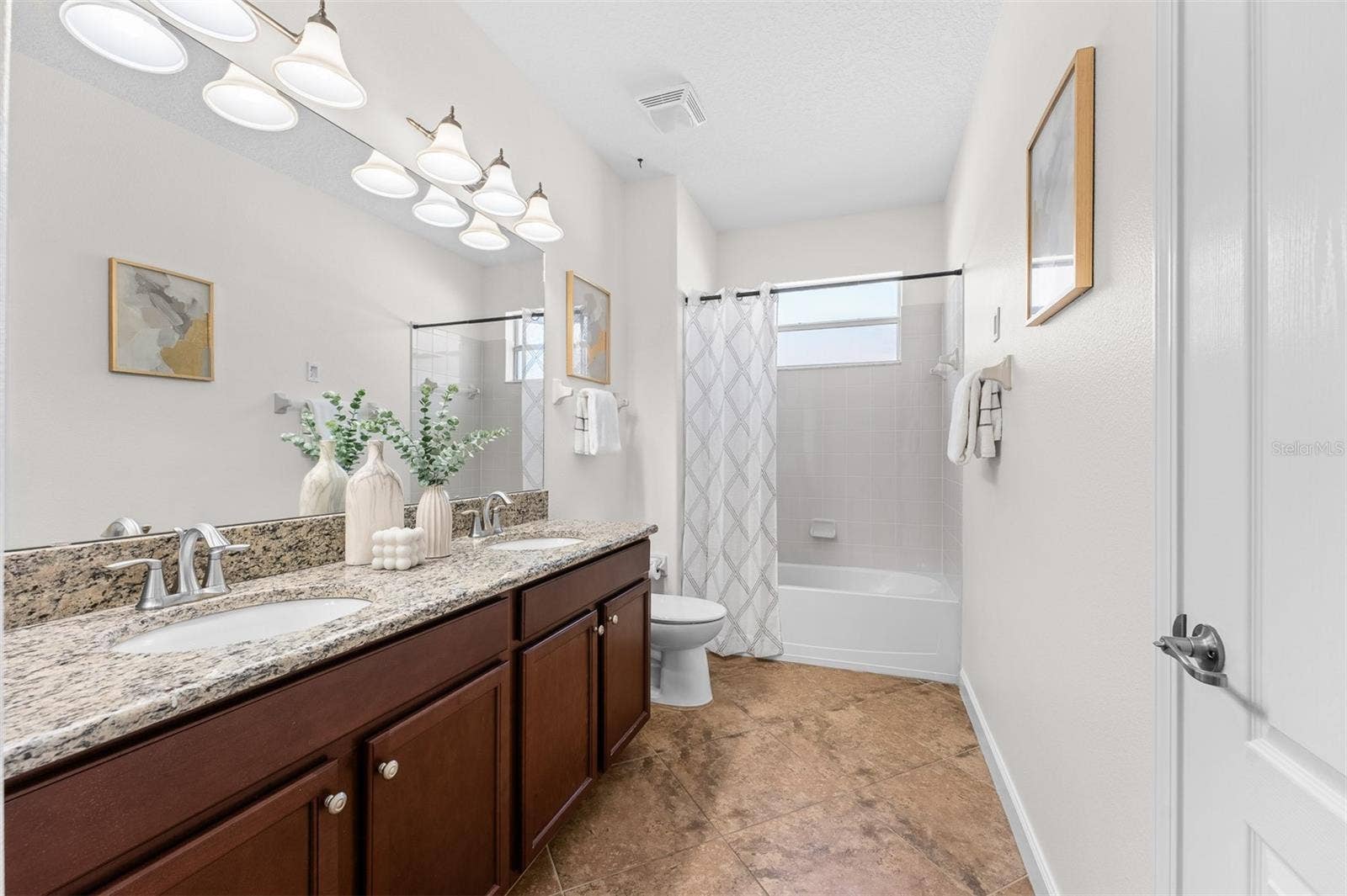 3859 SANIBEL STREET, Clermont, FL 34711