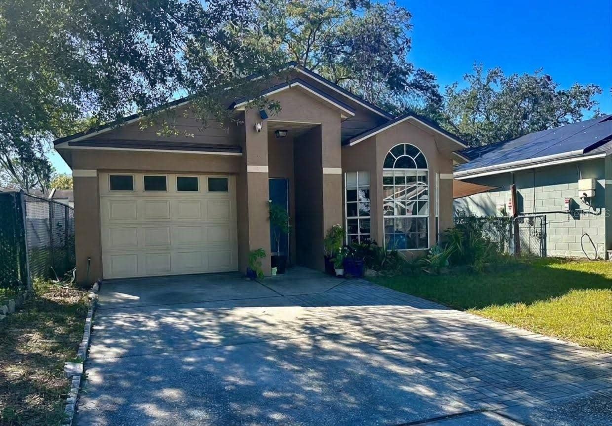 989 HAMLET COURT, Maitland, FL 32751 989 HAMLET COURT, Maitland, FL 32751