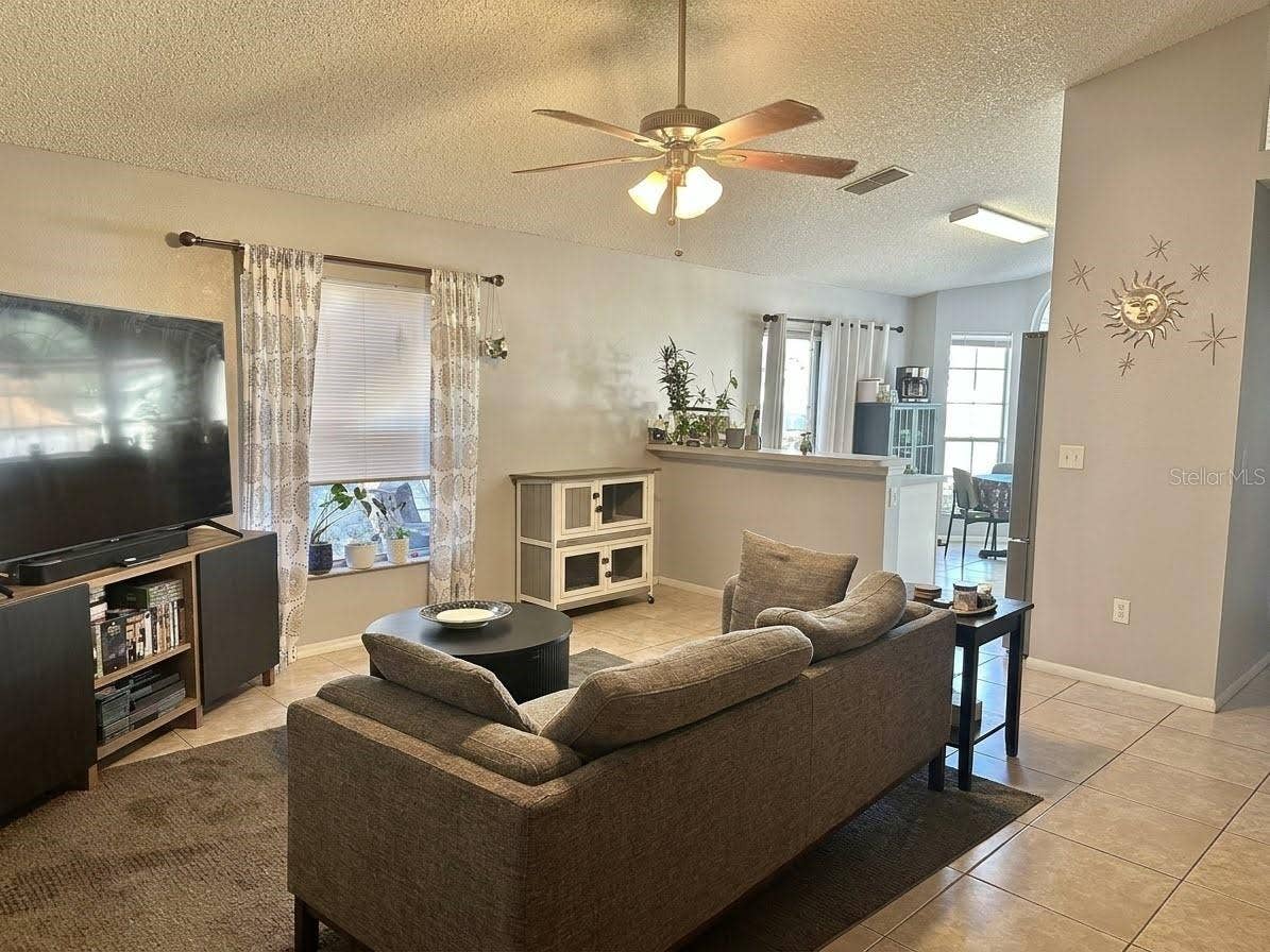 989 HAMLET COURT, Maitland, FL 32751 989 HAMLET COURT, Maitland, FL 32751