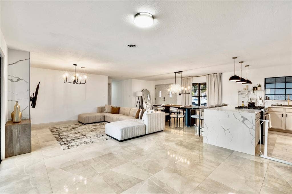 36245 E SPRING LAKE BOULEVARD, Fruitland Park, FL 34731 36245 E SPRING LAKE BOULEVARD, Fruitland Park, FL 34731