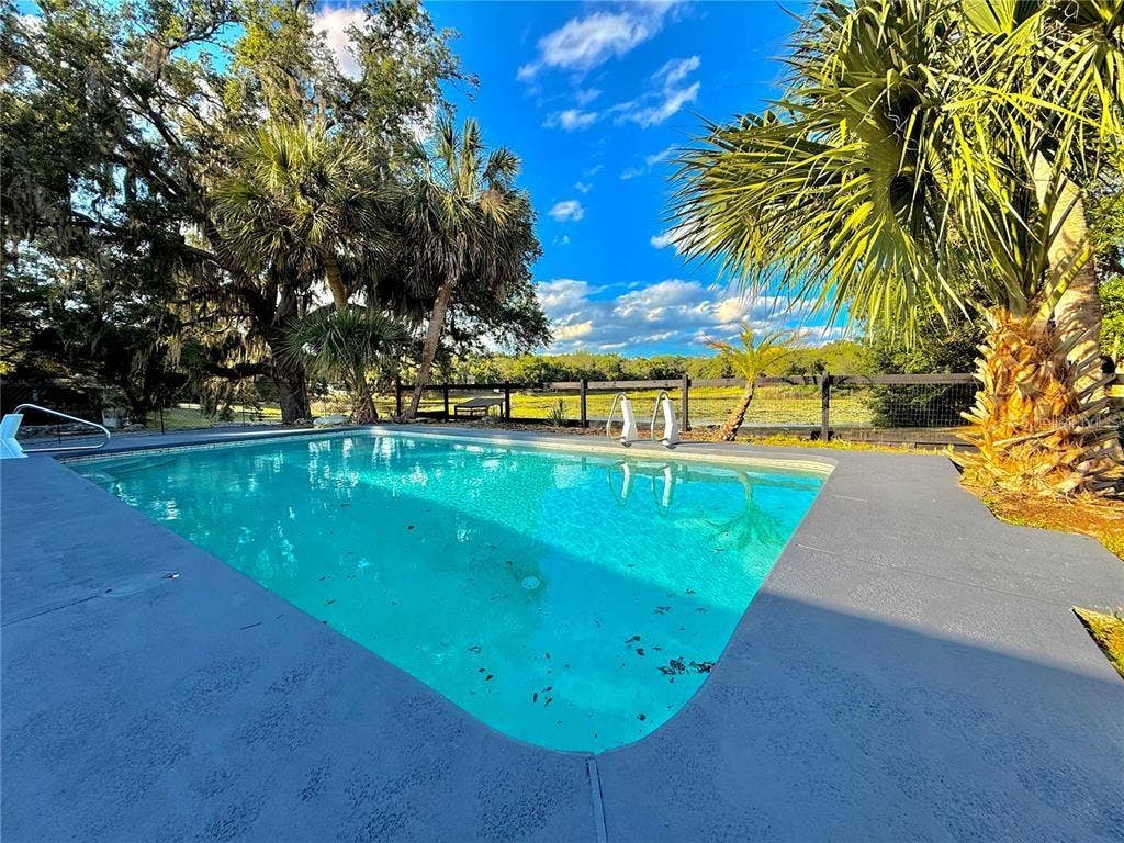36245 E SPRING LAKE BOULEVARD, Fruitland Park, FL 34731 36245 E SPRING LAKE BOULEVARD, Fruitland Park, FL 34731