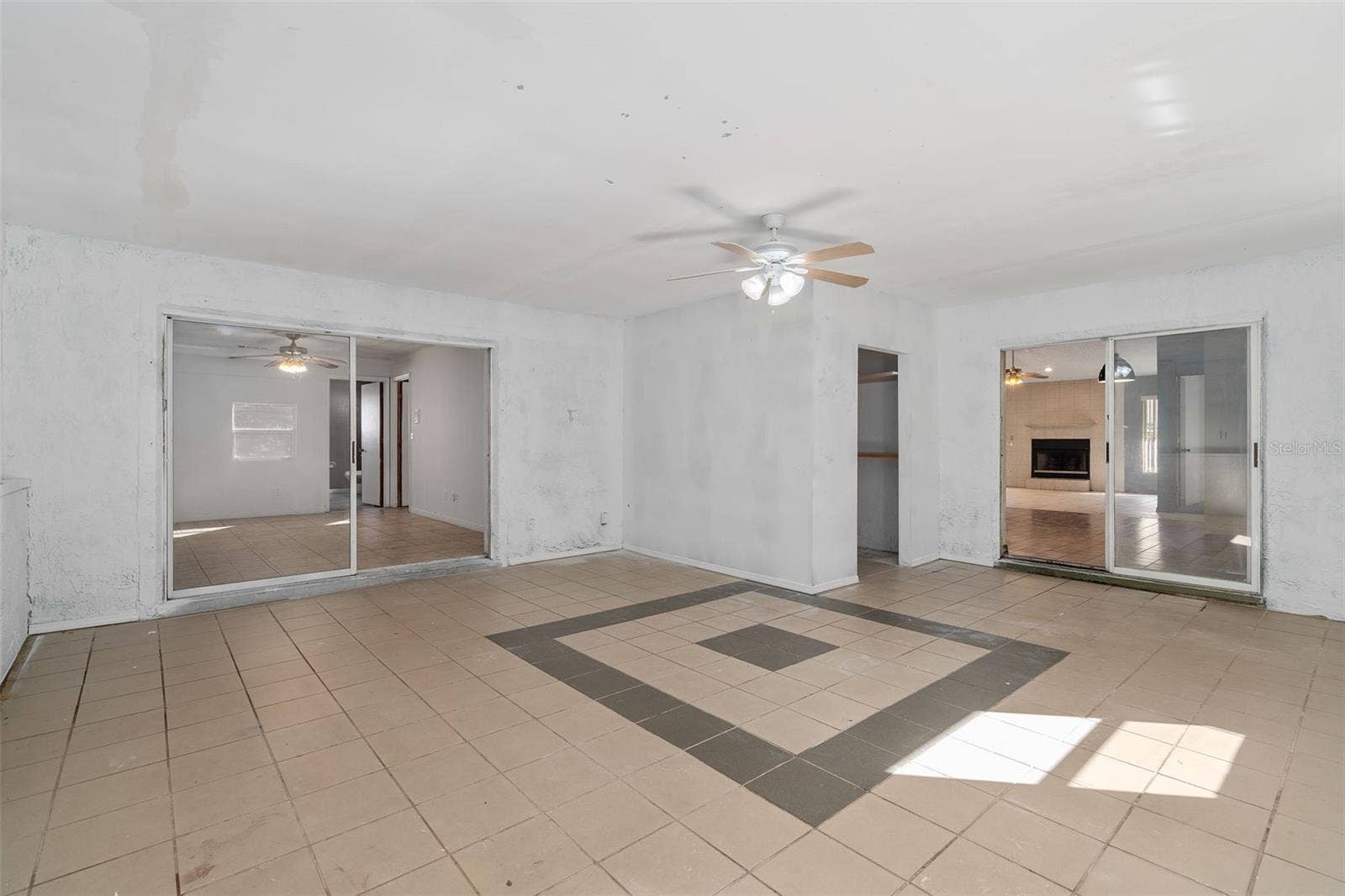 3424 ALISSA COURT, Orlando, FL 32808 3424 ALISSA COURT, Orlando, FL 32808