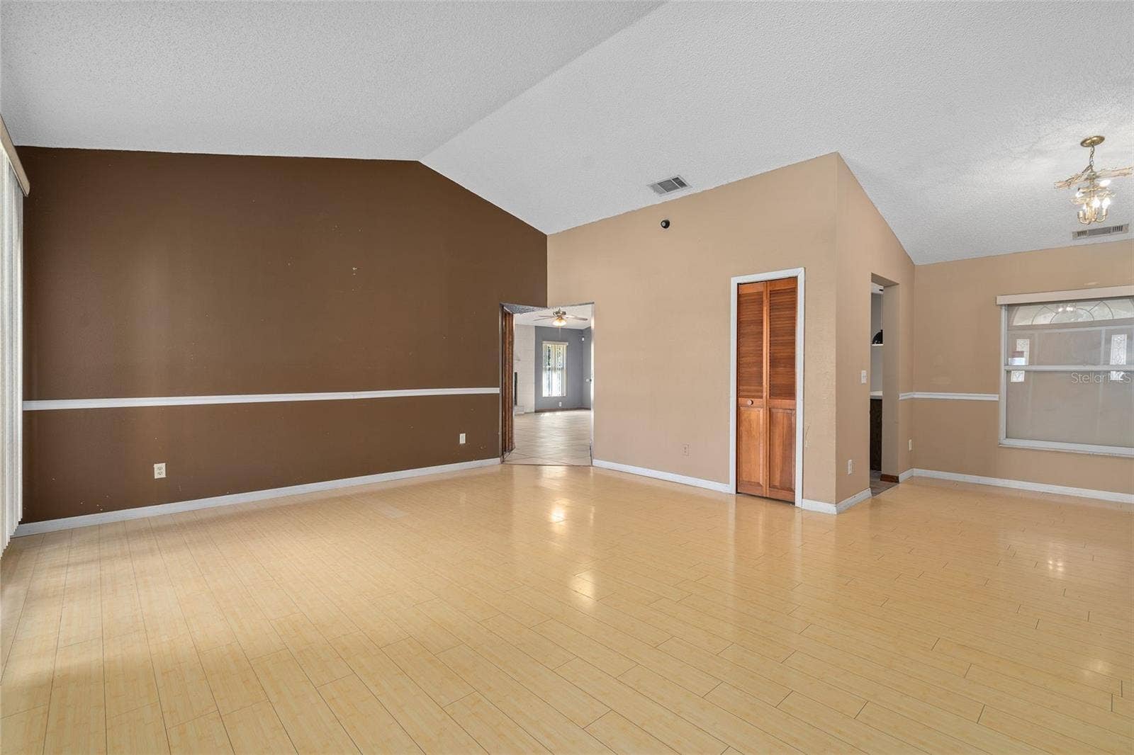3424 ALISSA COURT, Orlando, FL 32808 3424 ALISSA COURT, Orlando, FL 32808