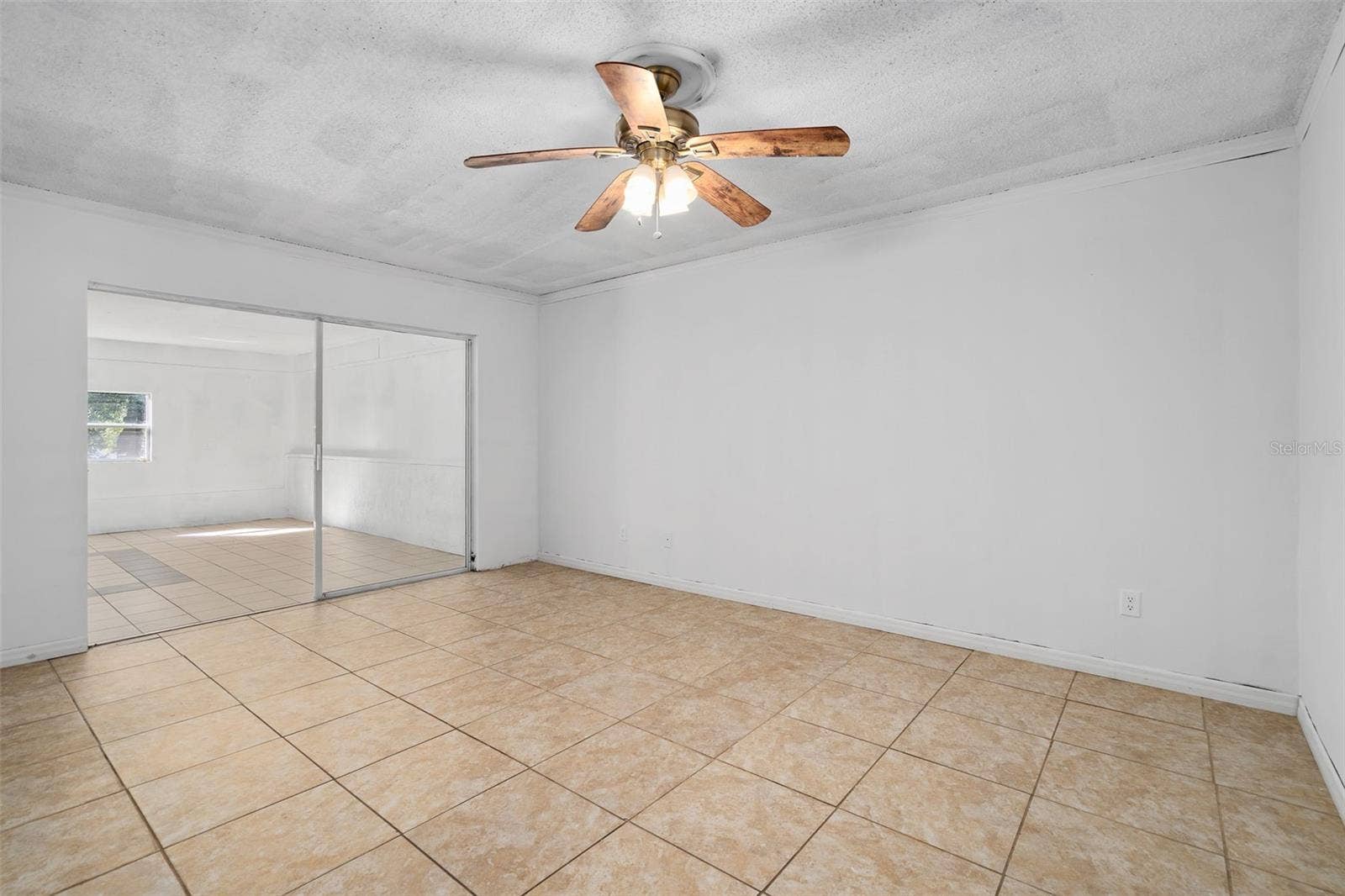 3424 ALISSA COURT, Orlando, FL 32808 3424 ALISSA COURT, Orlando, FL 32808