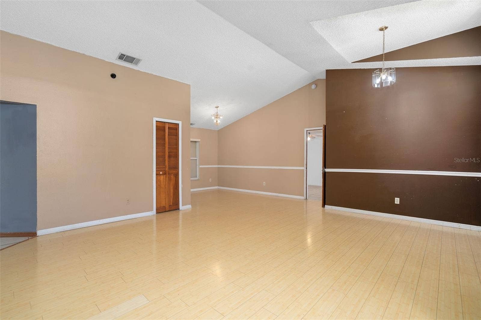 3424 ALISSA COURT, Orlando, FL 32808 3424 ALISSA COURT, Orlando, FL 32808
