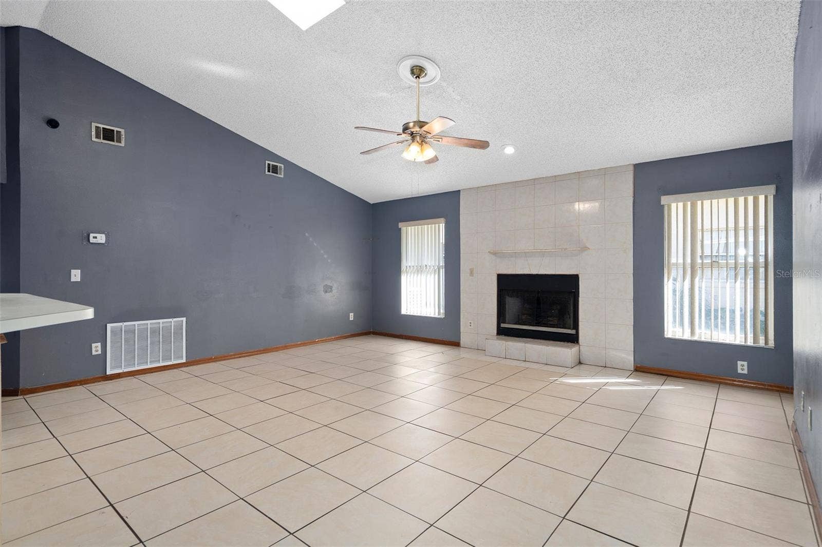 3424 ALISSA COURT, Orlando, FL 32808 3424 ALISSA COURT, Orlando, FL 32808