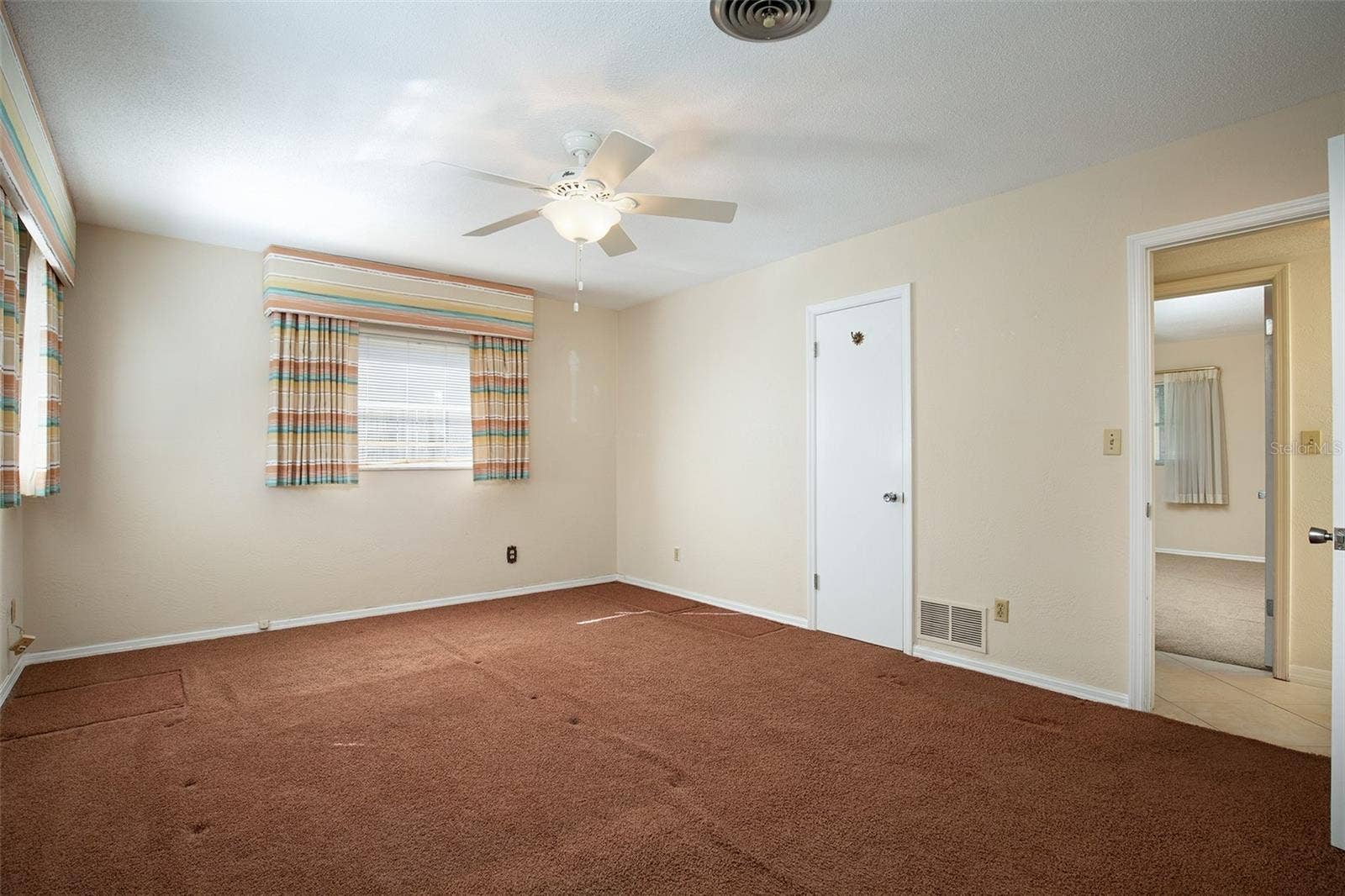 5119 PELLEPORT AVENUE, Belle Isle, FL 32812 Master Bedroom