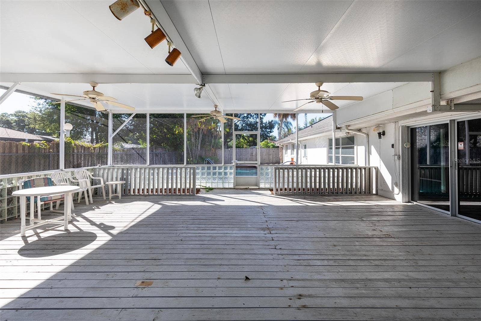 5119 PELLEPORT AVENUE, Belle Isle, FL 32812 Covered Deck
