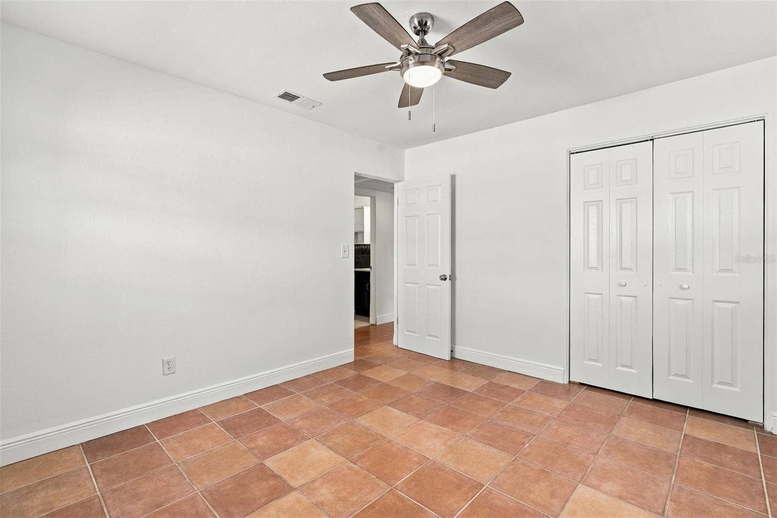 3021 TOURAINE AVENUE, Orlando, FL 32812 3021 TOURAINE AVENUE, Orlando, FL 32812
