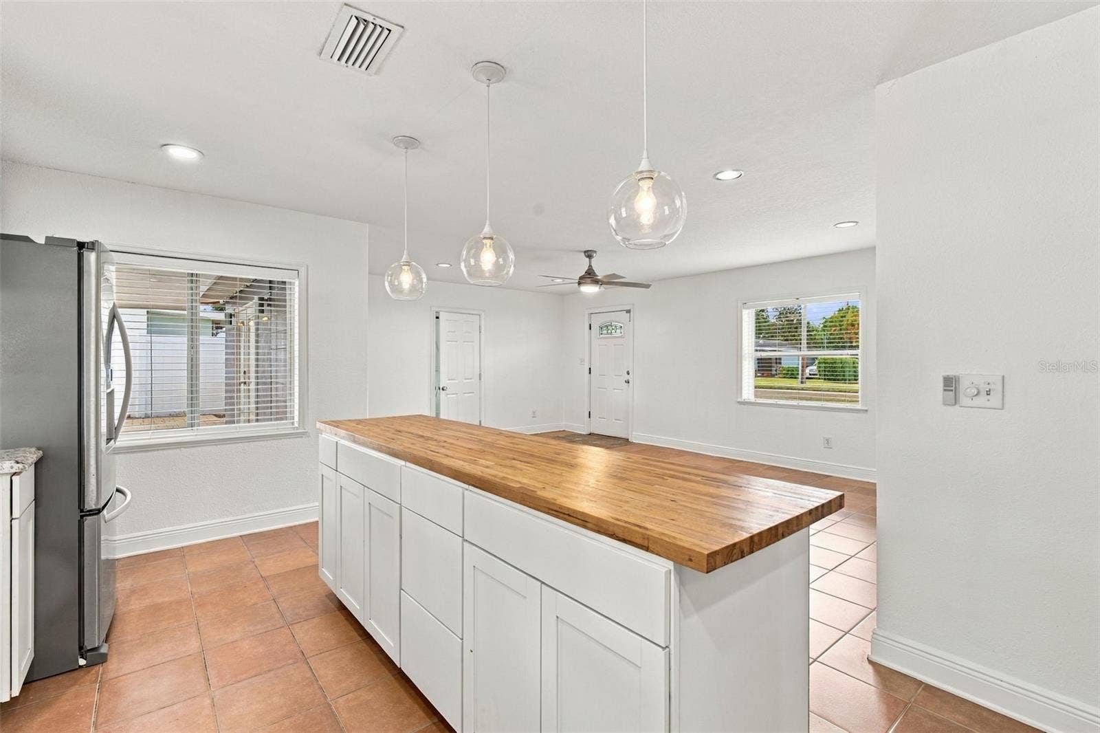 3021 TOURAINE AVENUE, Orlando, FL 32812 3021 TOURAINE AVENUE, Orlando, FL 32812