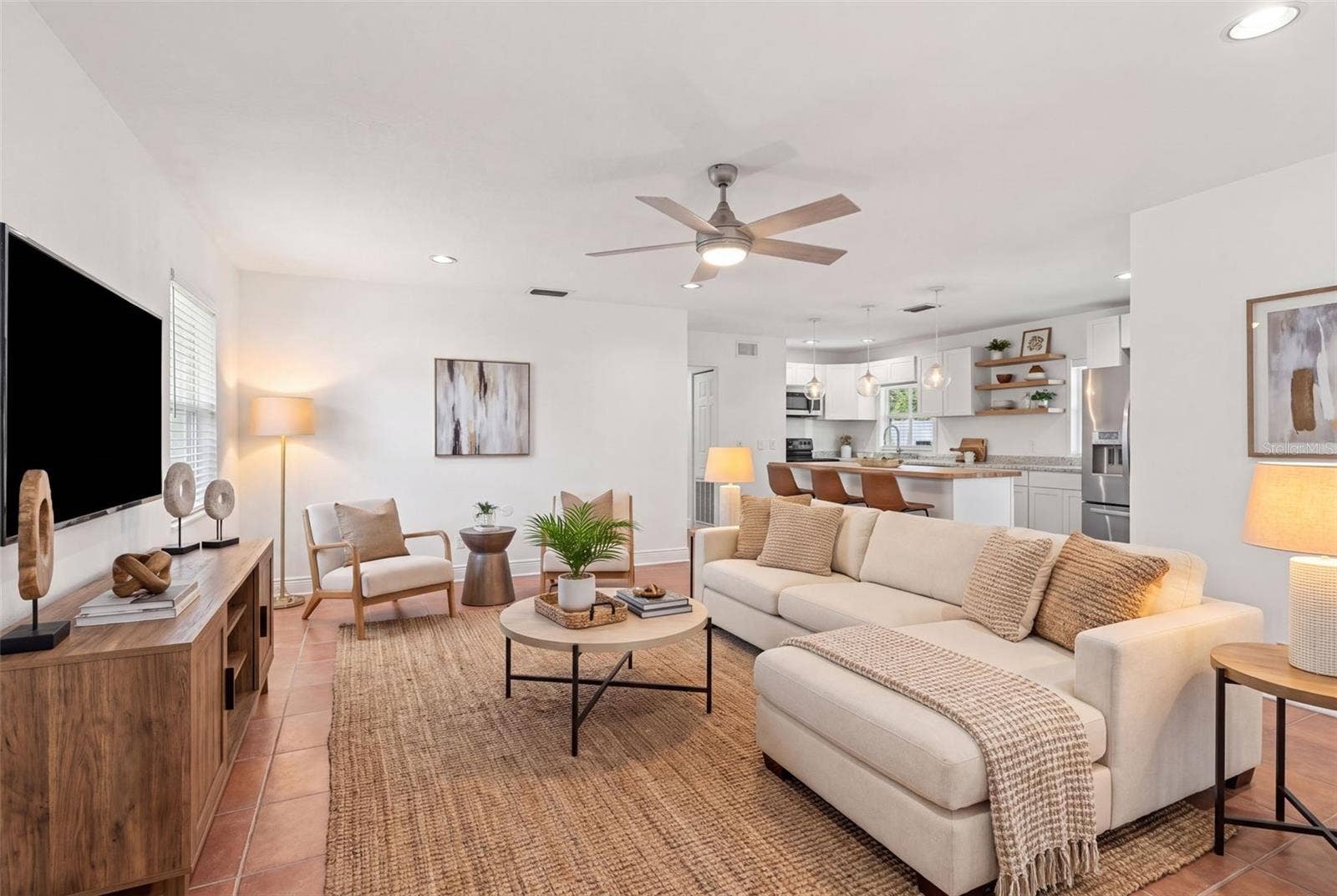 3021 TOURAINE AVENUE, Orlando, FL 32812 3021 TOURAINE AVENUE, Orlando, FL 32812