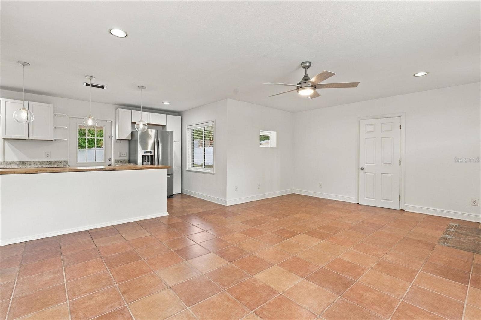 3021 TOURAINE AVENUE, Orlando, FL 32812 3021 TOURAINE AVENUE, Orlando, FL 32812