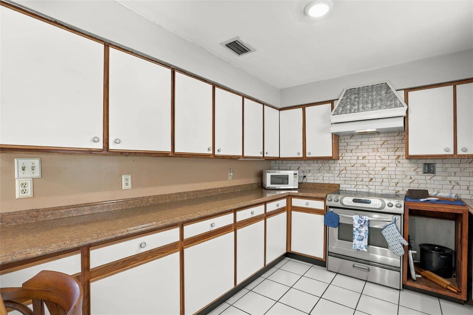 2112 PLYMOUTH SORRENTO ROAD, Apopka, FL 32712 2112 PLYMOUTH SORRENTO ROAD, Apopka, FL 32712