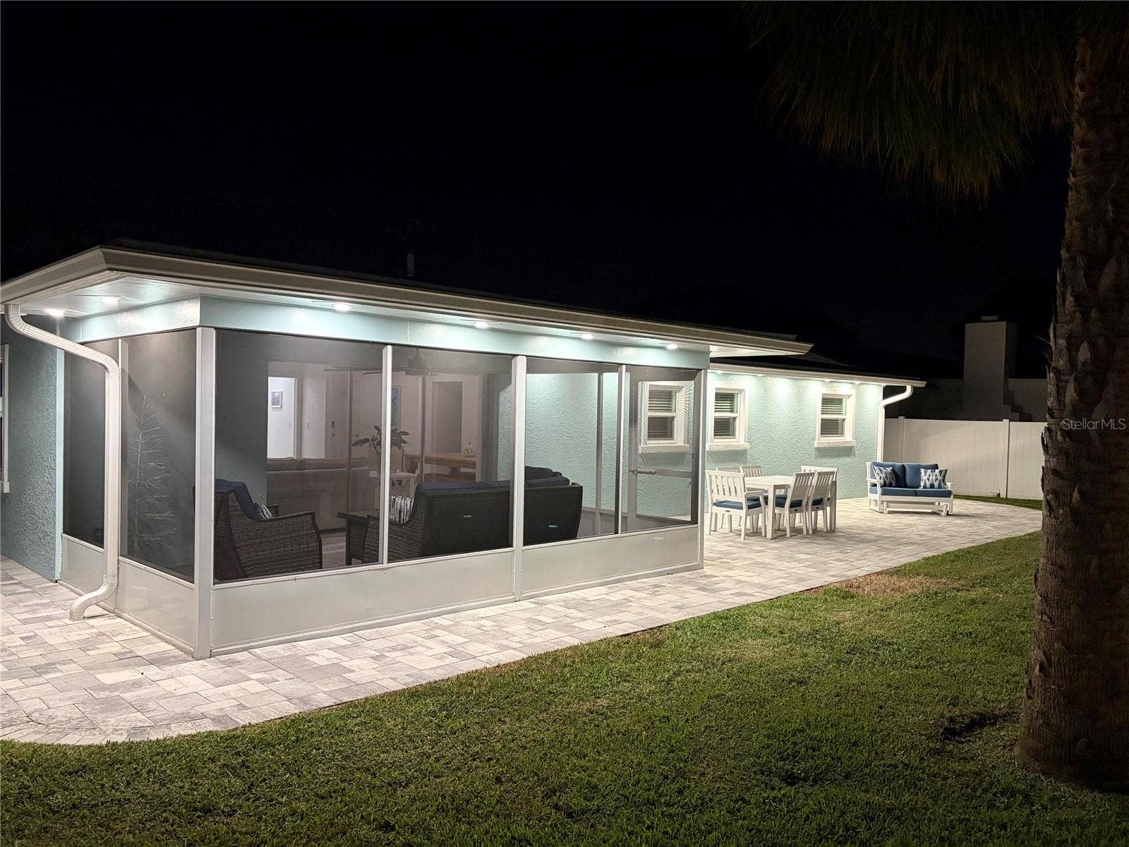 785 SAN SALVADOR DRIVE, Dunedin, FL 34698 785 SAN SALVADOR DRIVE, Dunedin, FL 34698