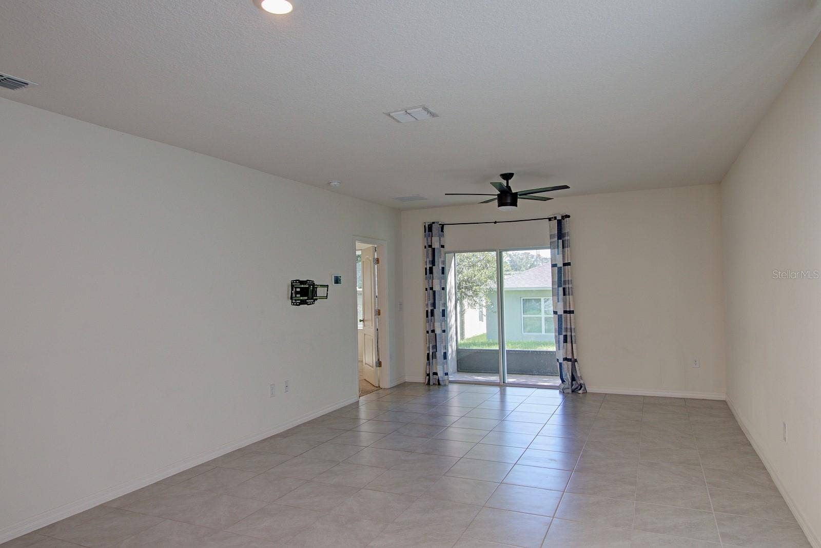 408 LADY BELLA PLACE, Deland, FL 32724 408 LADY BELLA PLACE, Deland, FL 32724