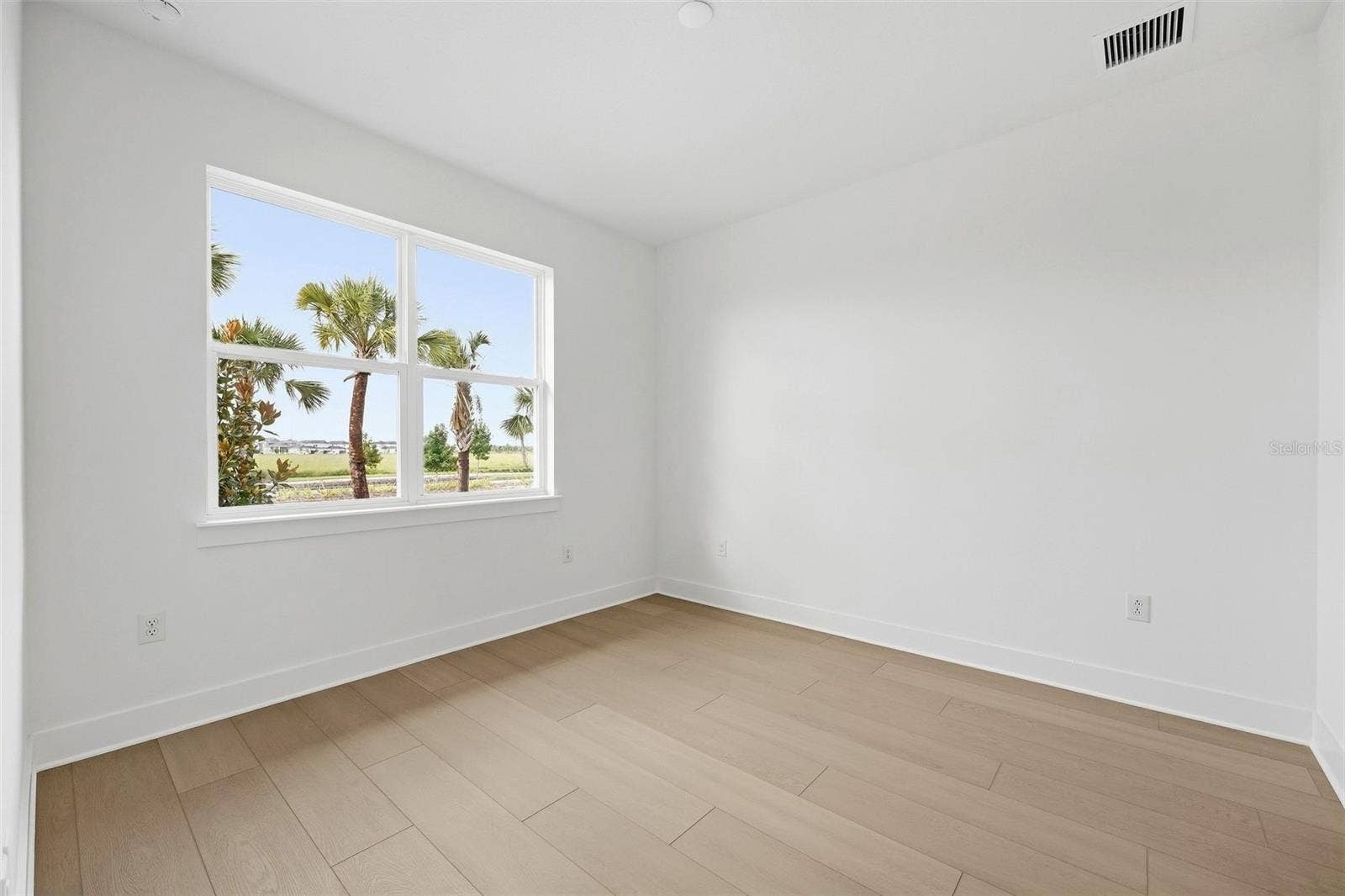 9317 LUMINARY BOULEVARD, Orlando, FL 32827 First floor bedroom
