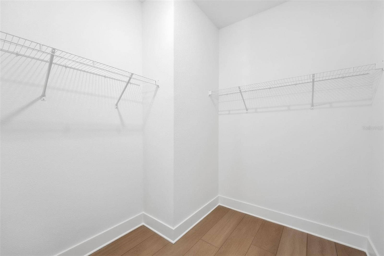 9317 LUMINARY BOULEVARD, Orlando, FL 32827 Primary closet