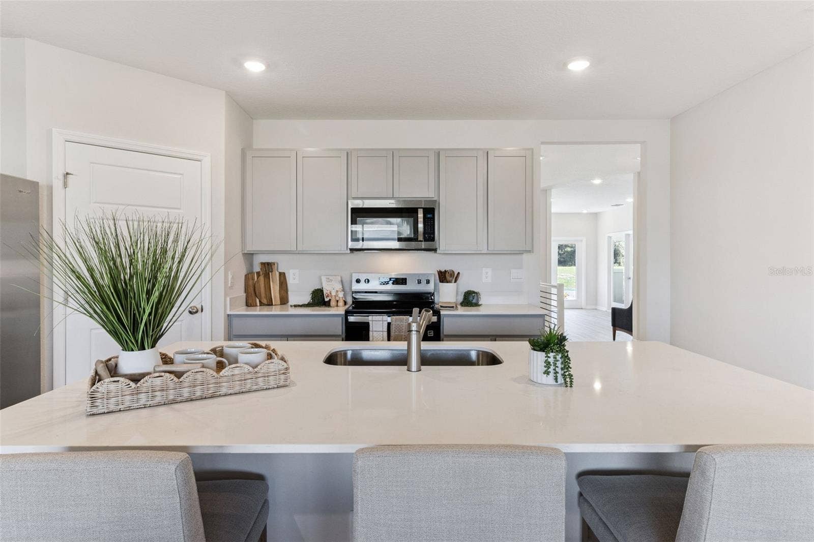 1893 GRANDIOSE DRIVE, Lake Hamilton, FL 33851 1893 GRANDIOSE DRIVE, Lake Hamilton, FL 33851