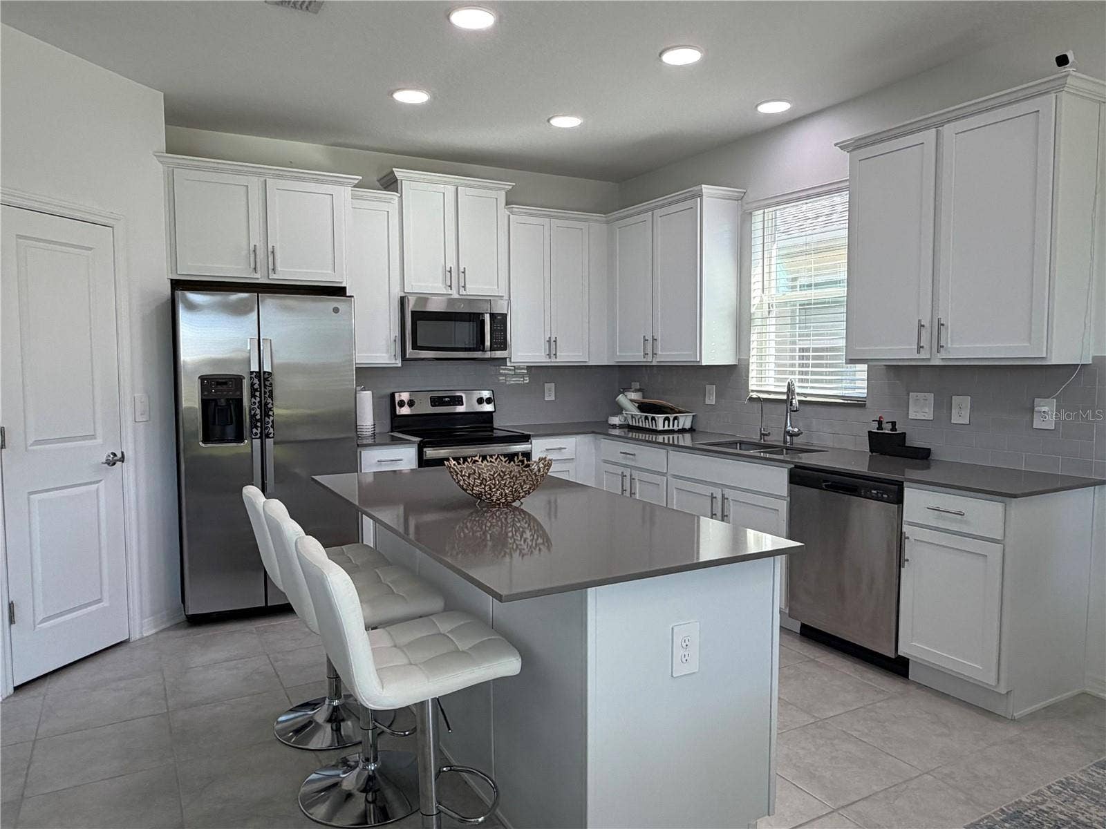 1913 CRICKET CRADLE DRIVE, Kissimmee, FL 34746 1913 CRICKET CRADLE DRIVE, Kissimmee, FL 34746