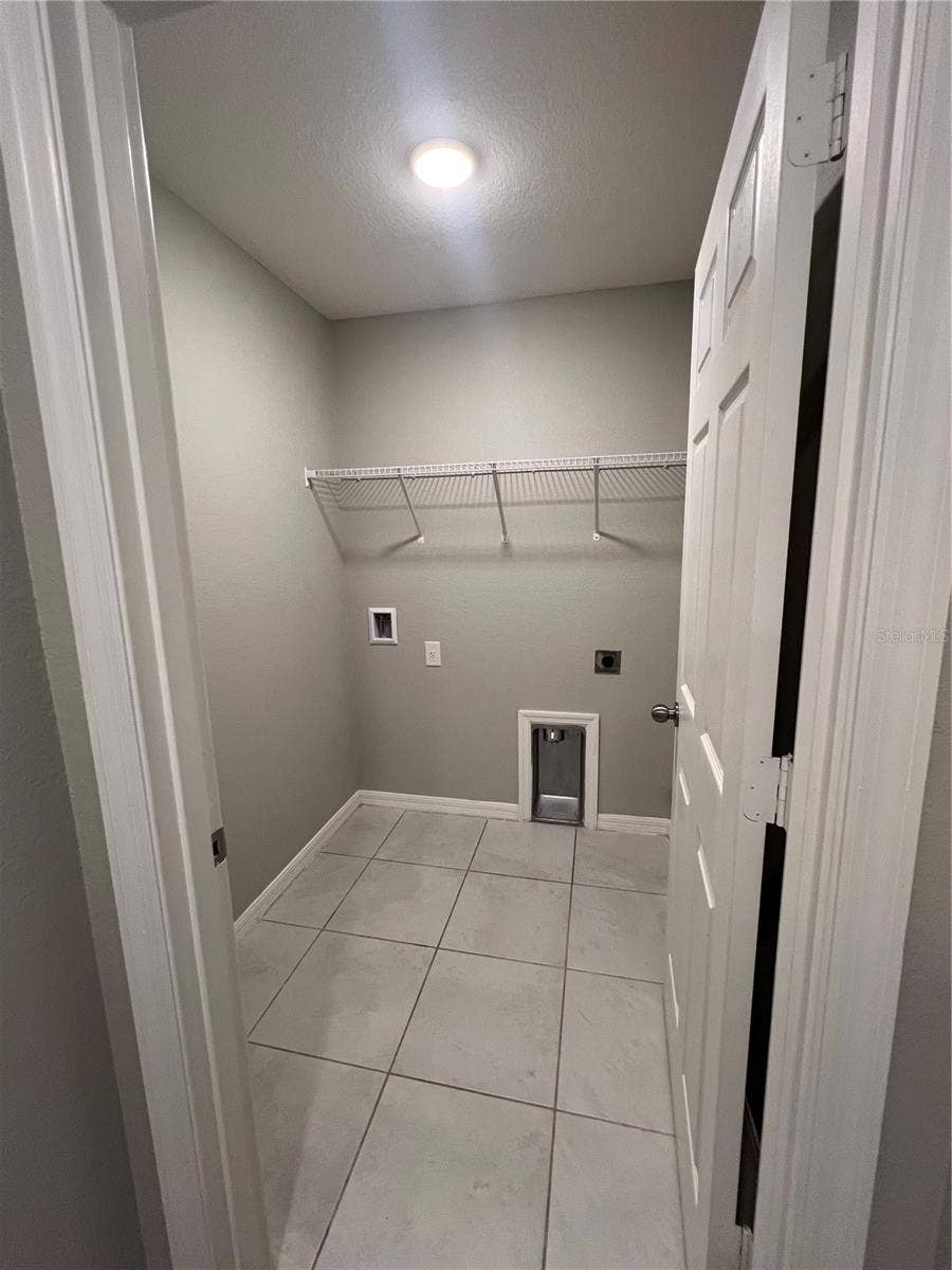 3404 61ST STREET W, Lehigh Acres, FL 33971 Laundry.