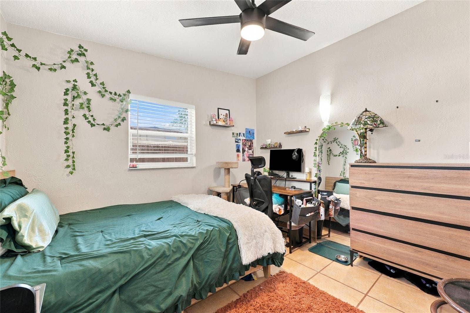 1601 GATTIS DRIVE, Orlando, FL 32825