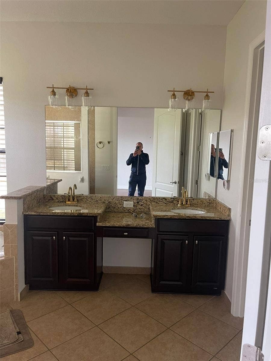 8212 PRESTBURY DRIVE, Orlando, FL 32832 8212 PRESTBURY DRIVE, Orlando, FL 32832
