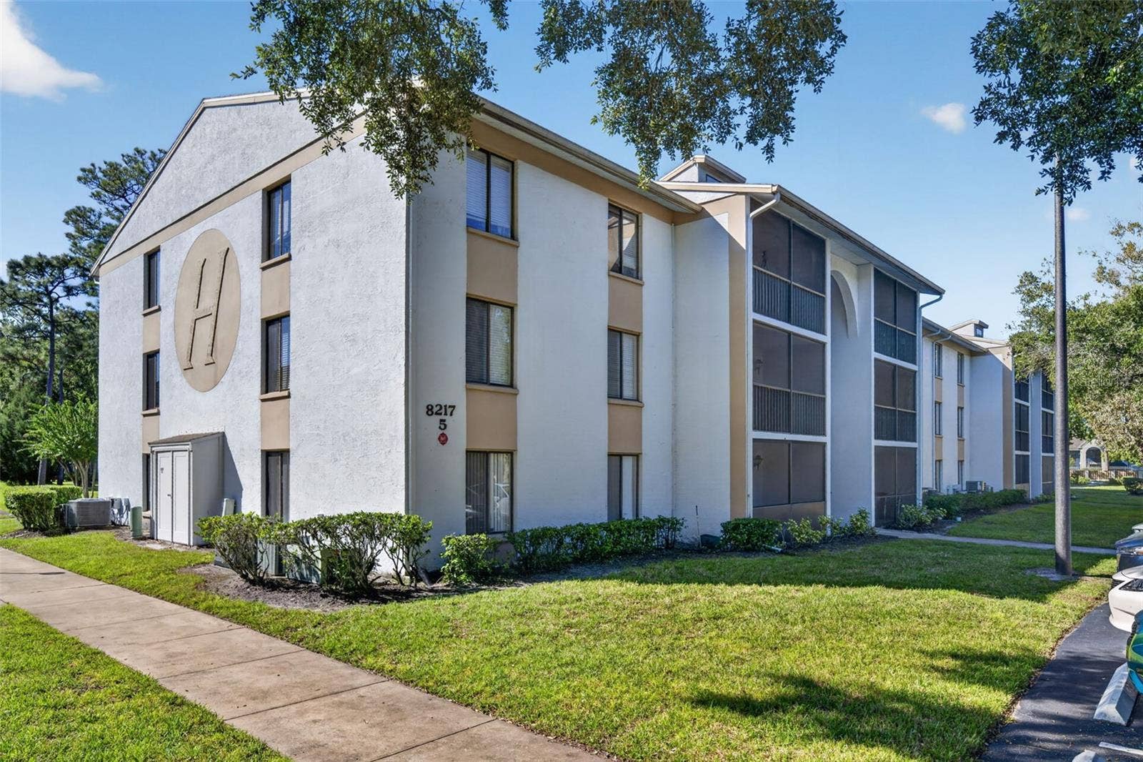 8217 SUN SPRING CIRCLE, #52, Orlando, FL 32825